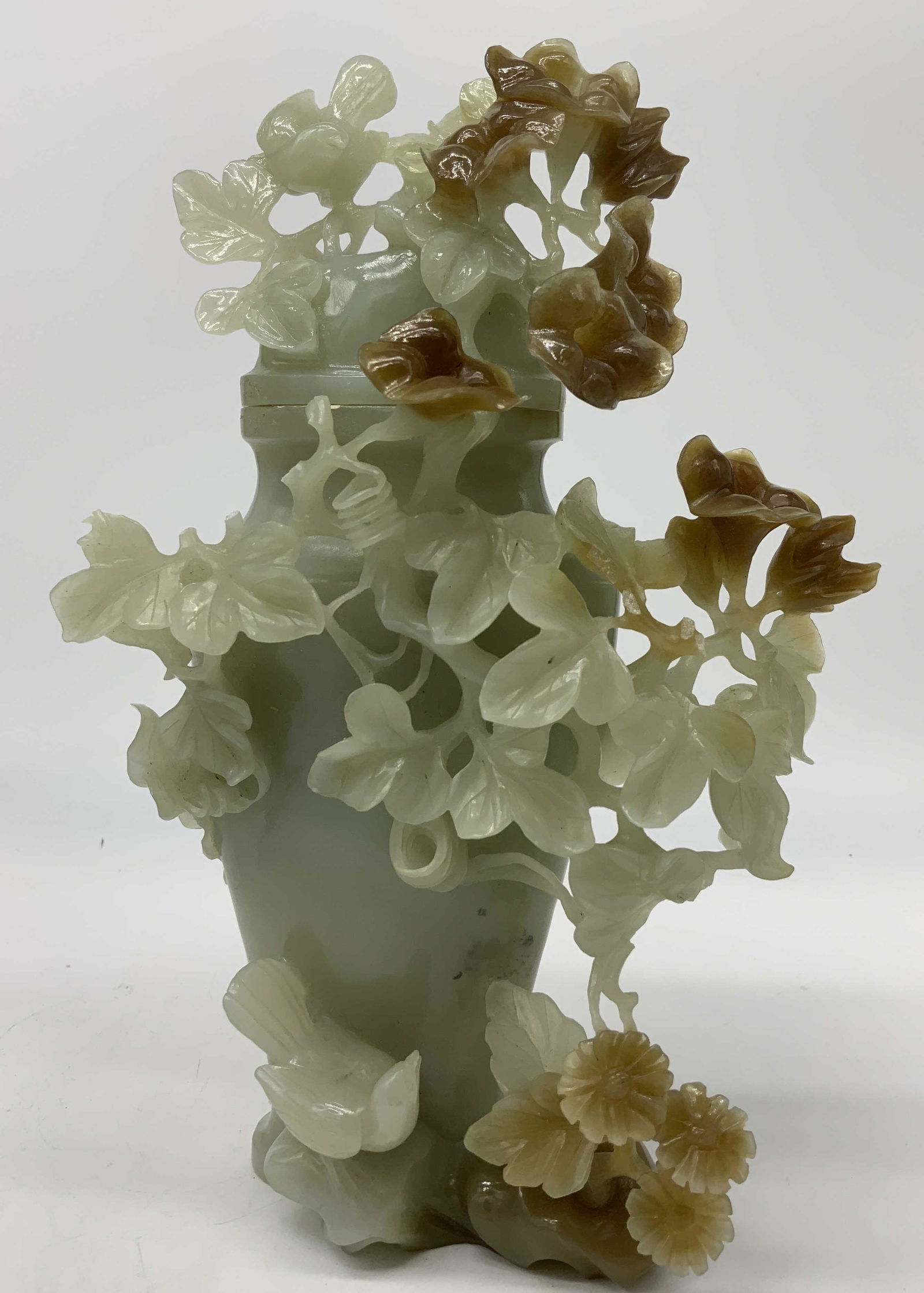 Asian Carved Jade Floral Vase Sculpture (1 of 18)