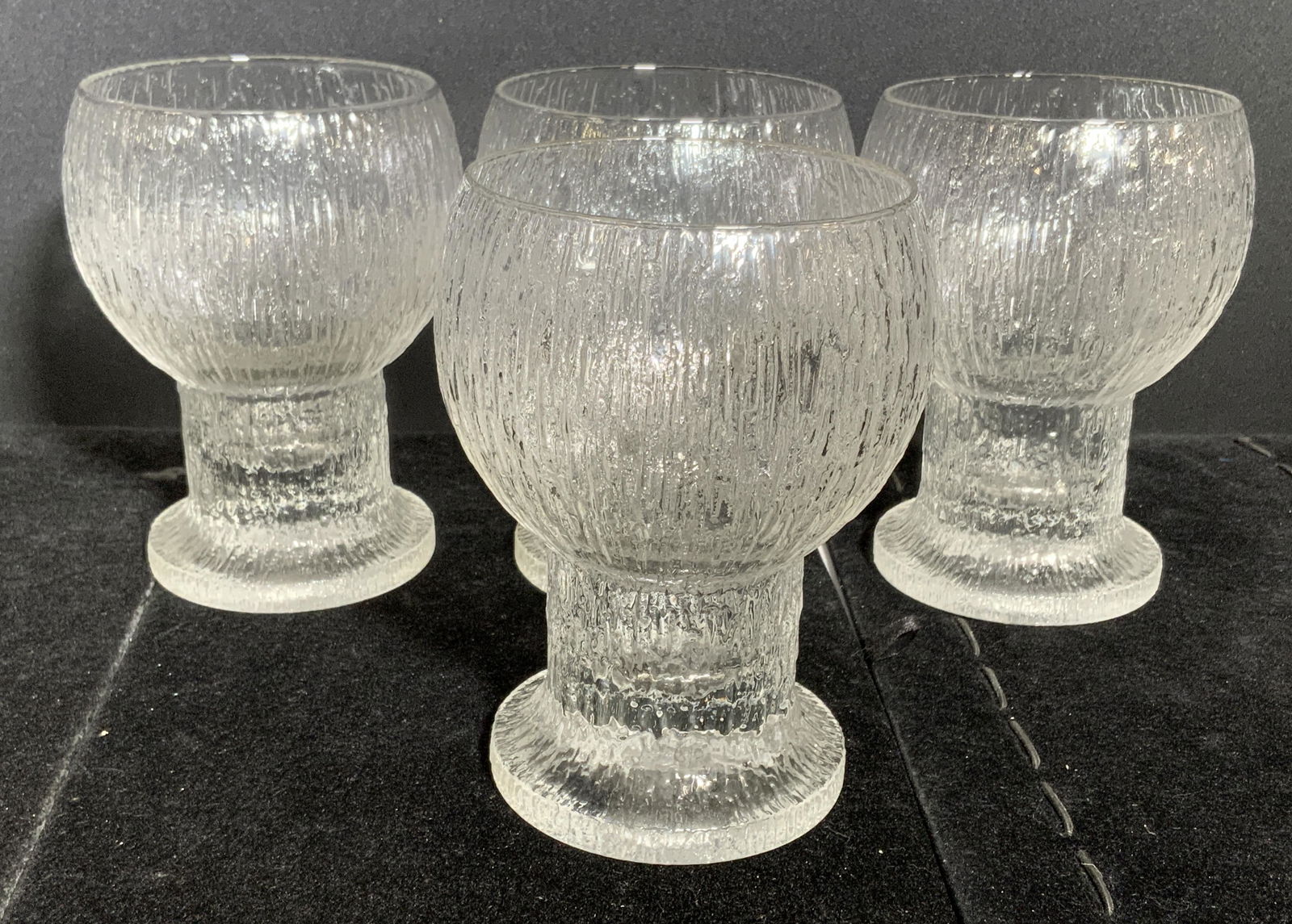 Lot 4 IITALIA ULTIMA THULE Style Stemware (1 of 5)