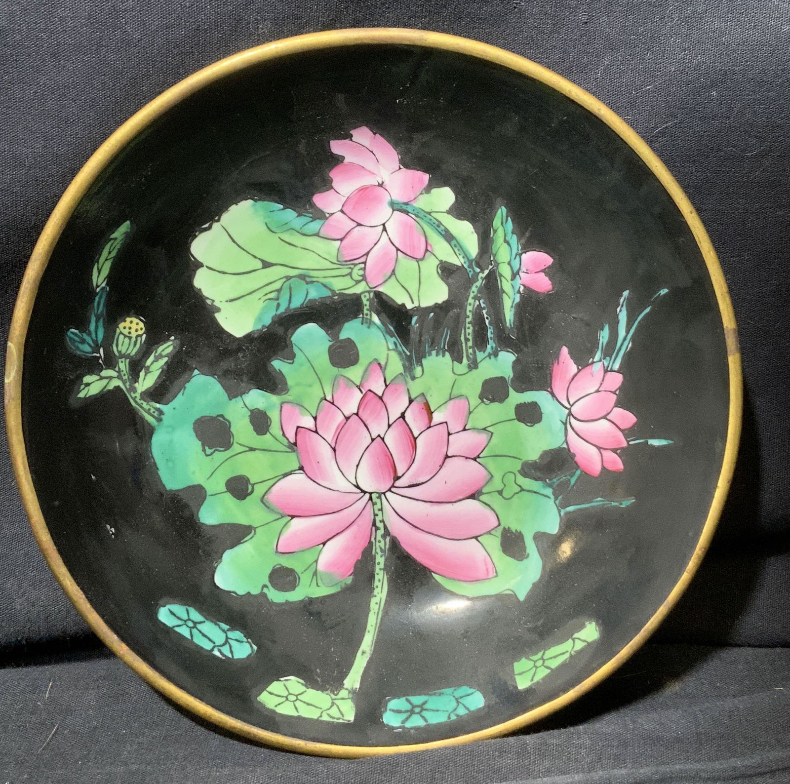 Plated Hand Painted Porcelain Plate: Plated Hand Painted Porcelain Plate, bag has wall hanging, underside reads Made in China, measures 7 inches wide x 1 3/4 inches tall. Ceramics, Plated porcelain, porcelain plates, porcelain China, mad