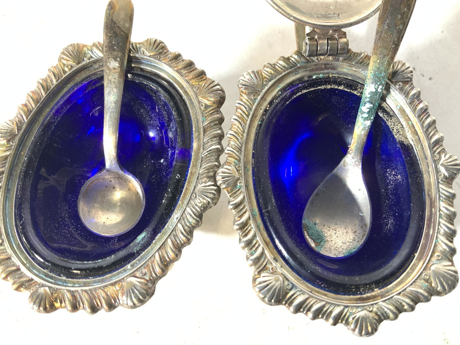 Raimond Silver Plate Salt Cellars w Spoons, 4 (1 of 7)