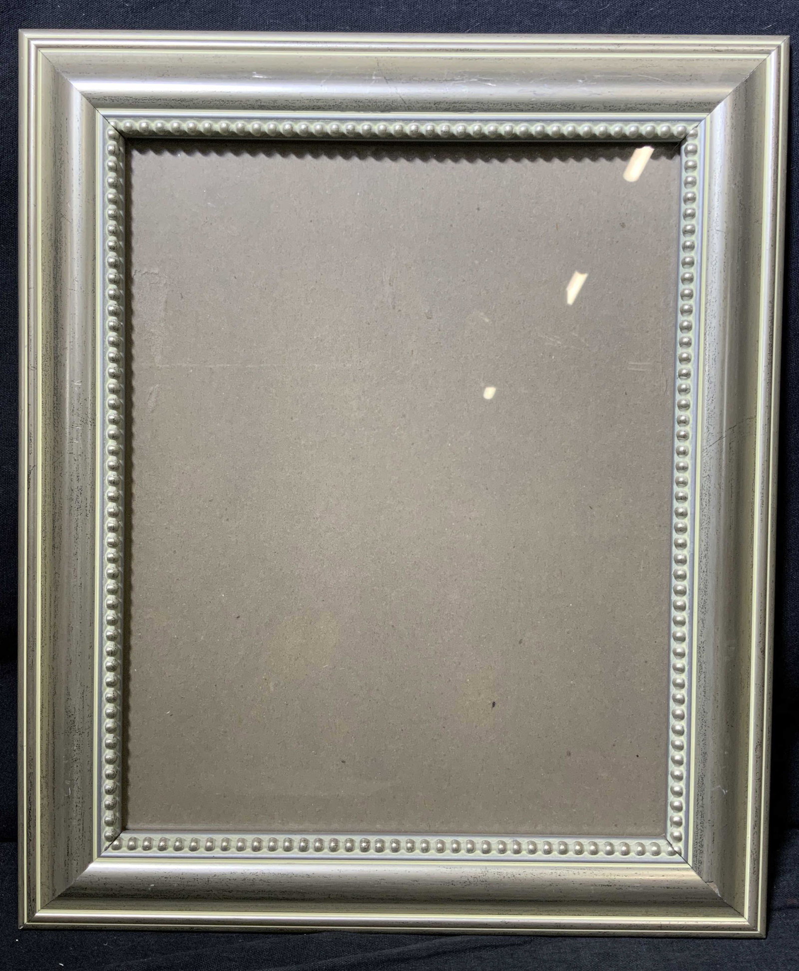 Vintage Silver Toned Wood Picture Frame (1 of 6)