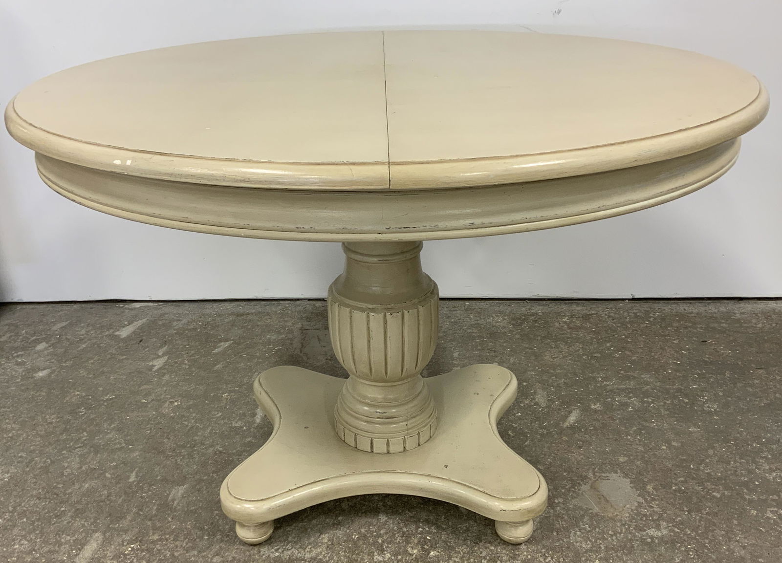 Vintage Wooden Dining Table w Leaf (1 of 7)