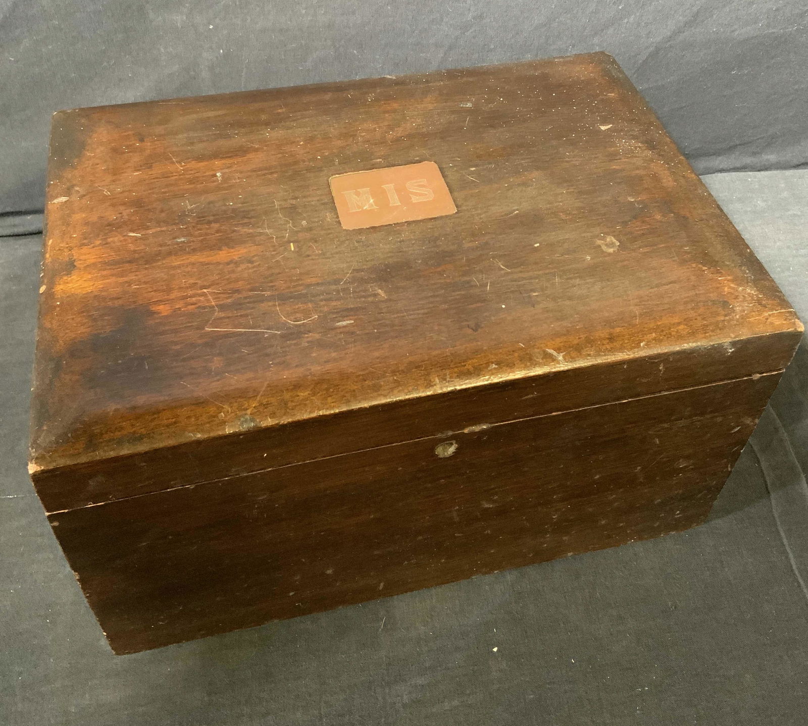 MIS Small Wood Dresser Top Chest (1 of 10)