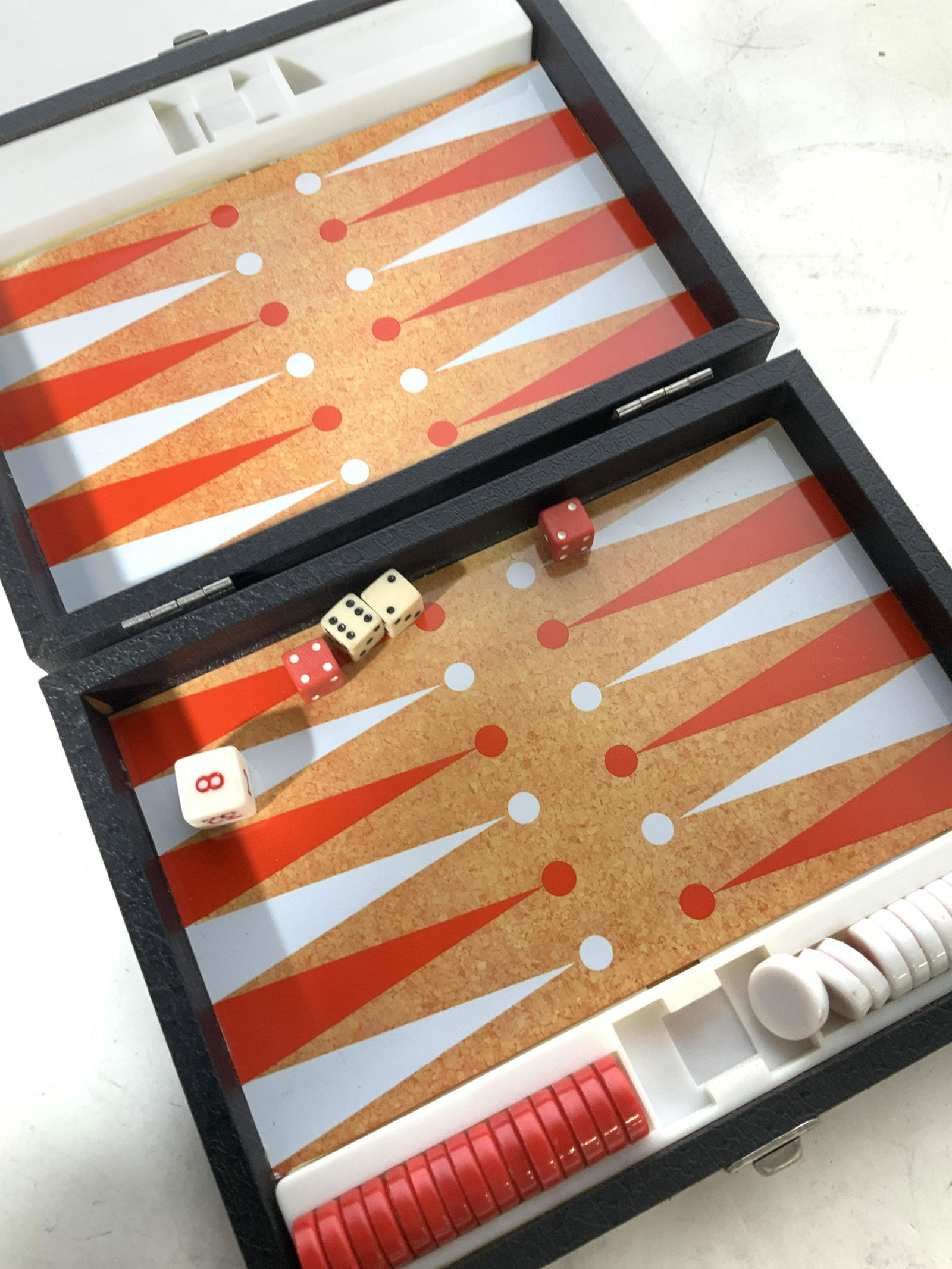 Vintage Backgammon Travel Game (1 of 5)