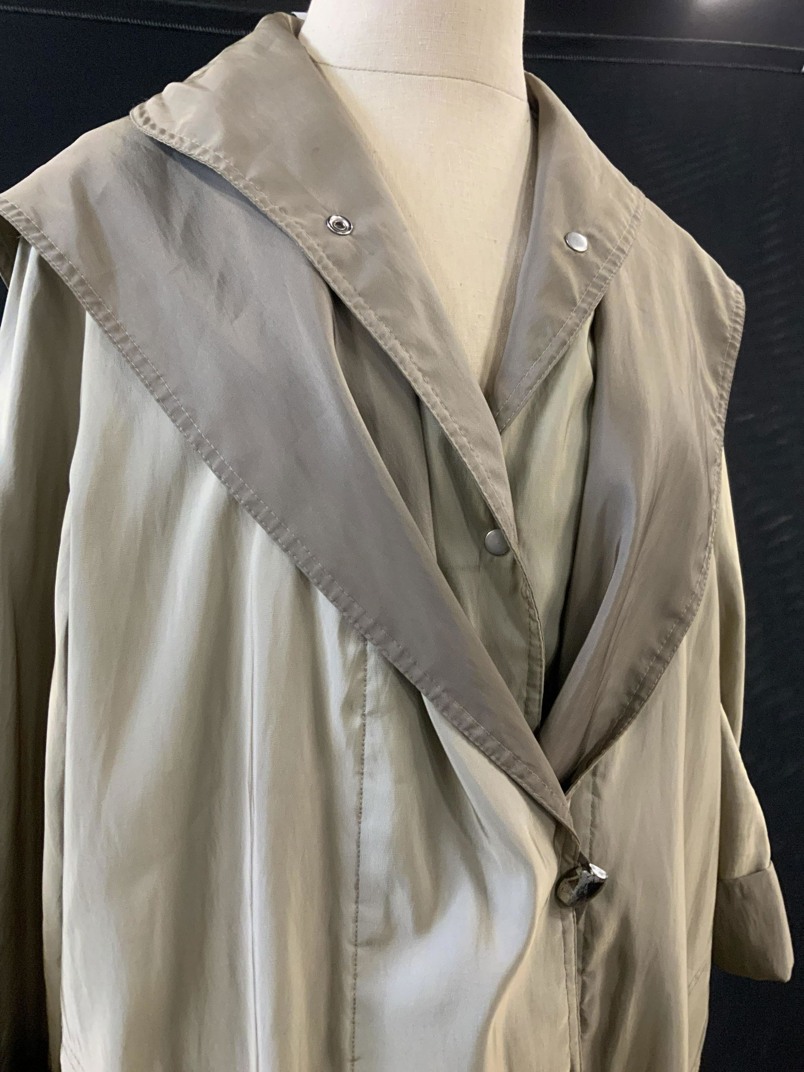 3/4 Length Lightweight Jacket (1 of 6)