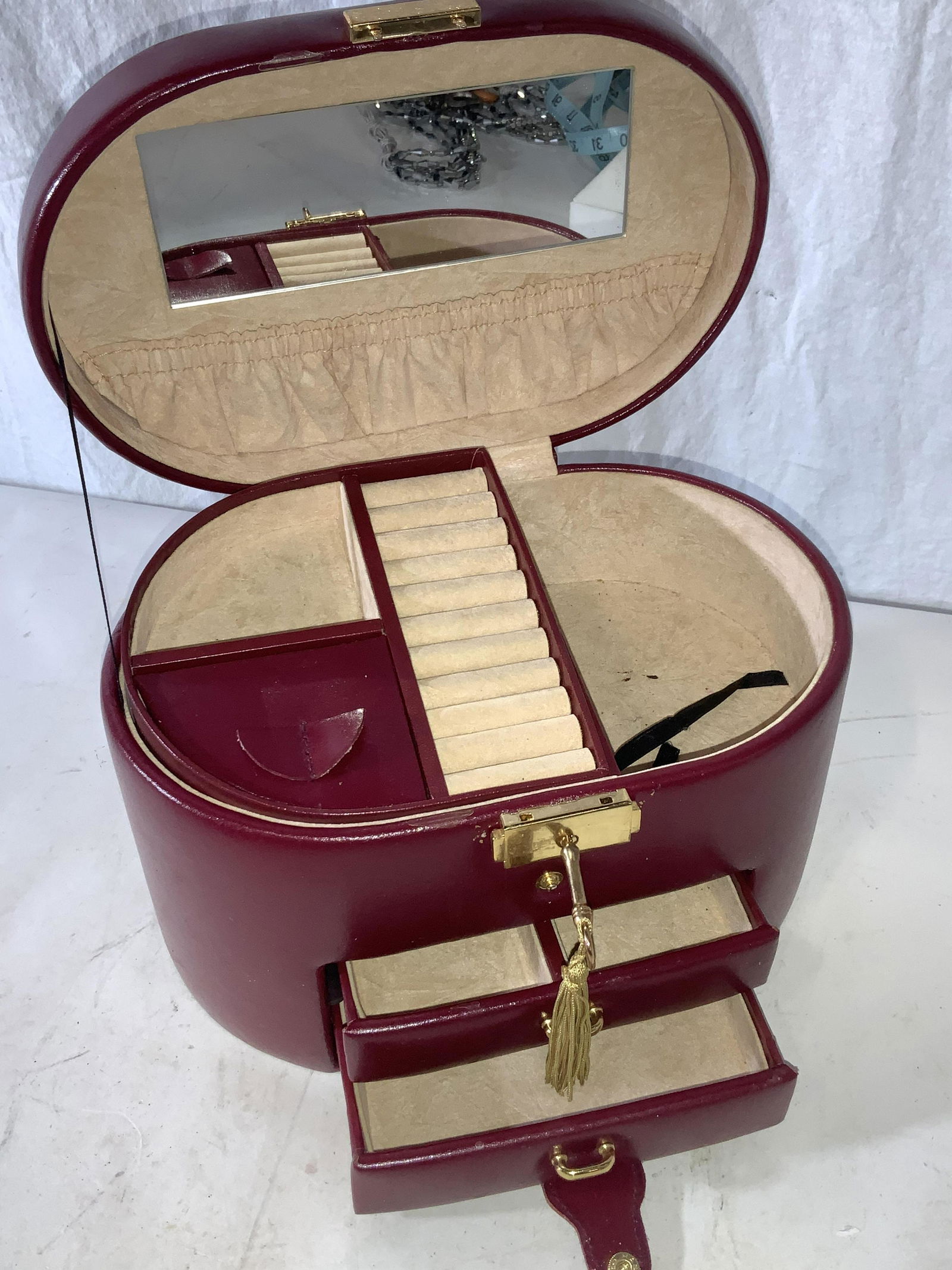 Wolf Designs Red Leather Portable Jewelry Case (1 of 8)