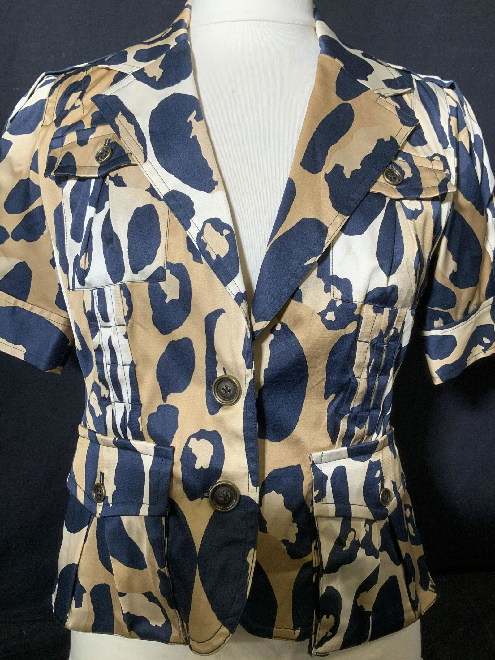 Diane Von Furstenberg Vtg Silver SS Blouse (1 of 5)