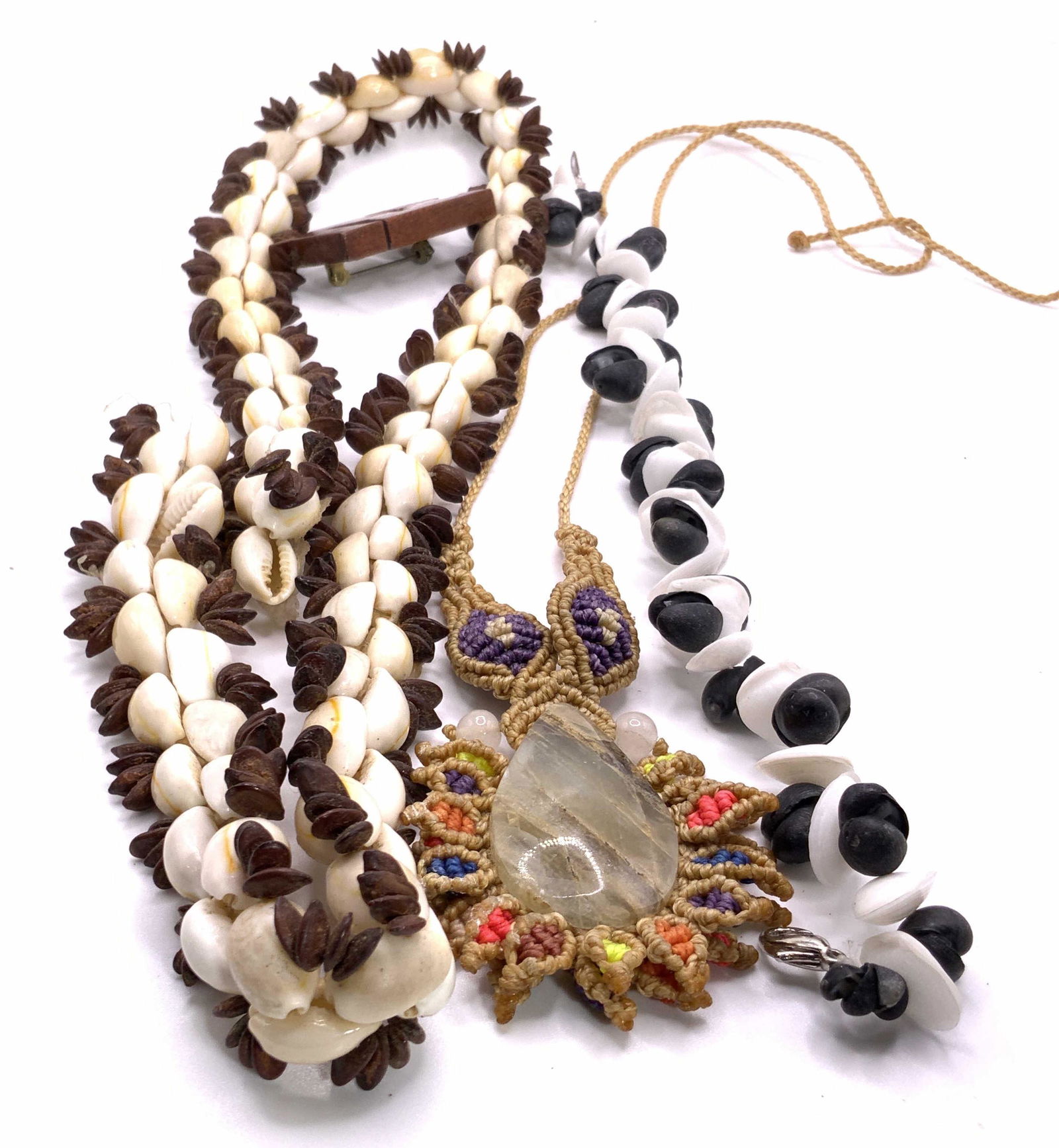 Lot 4 Handmade Shell, Wood, & Beaded Jewelry (1 of 10)