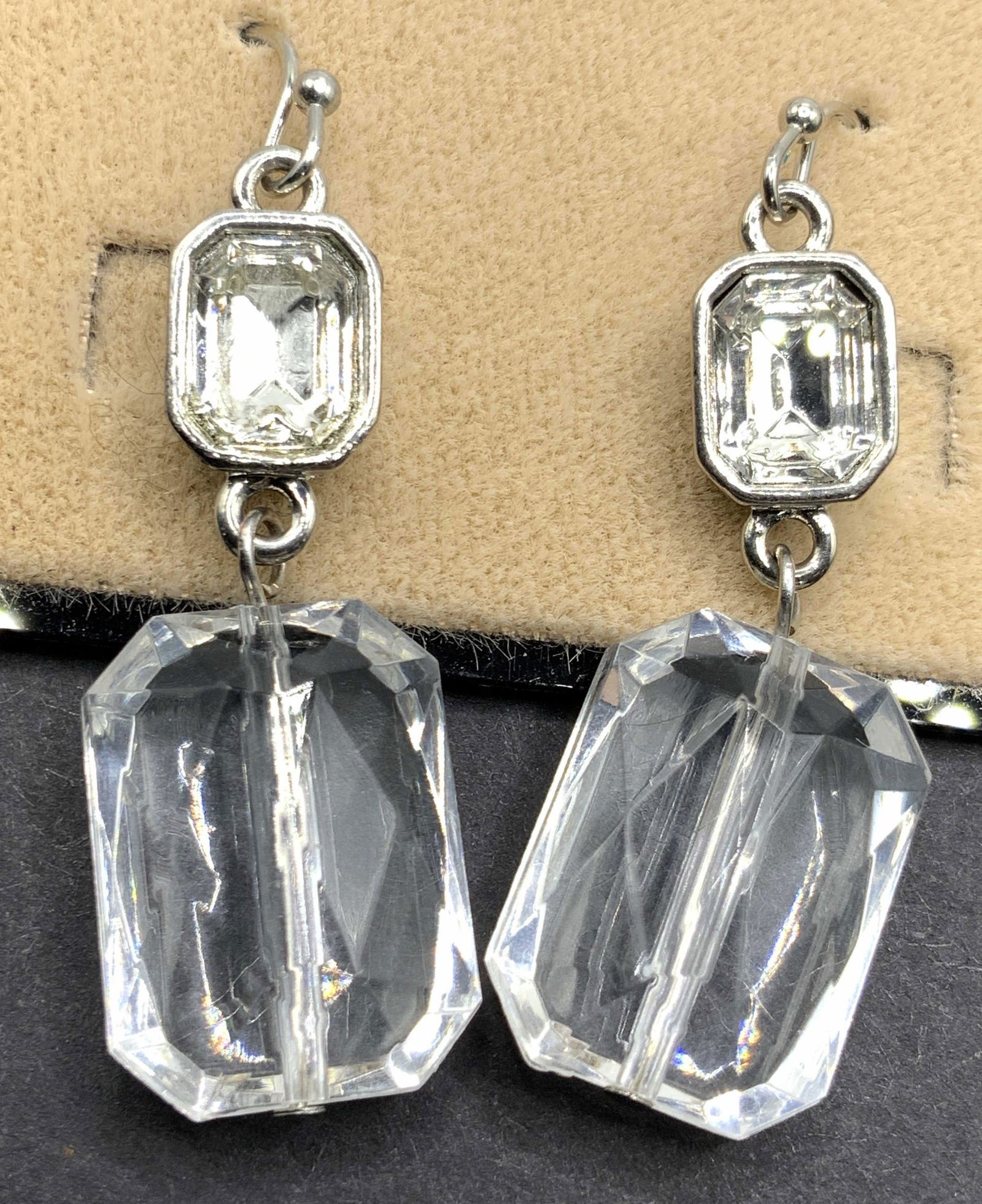 R.J. GRAZIANO NWT Faceted Crystal Pendant Earrings (1 of 9)