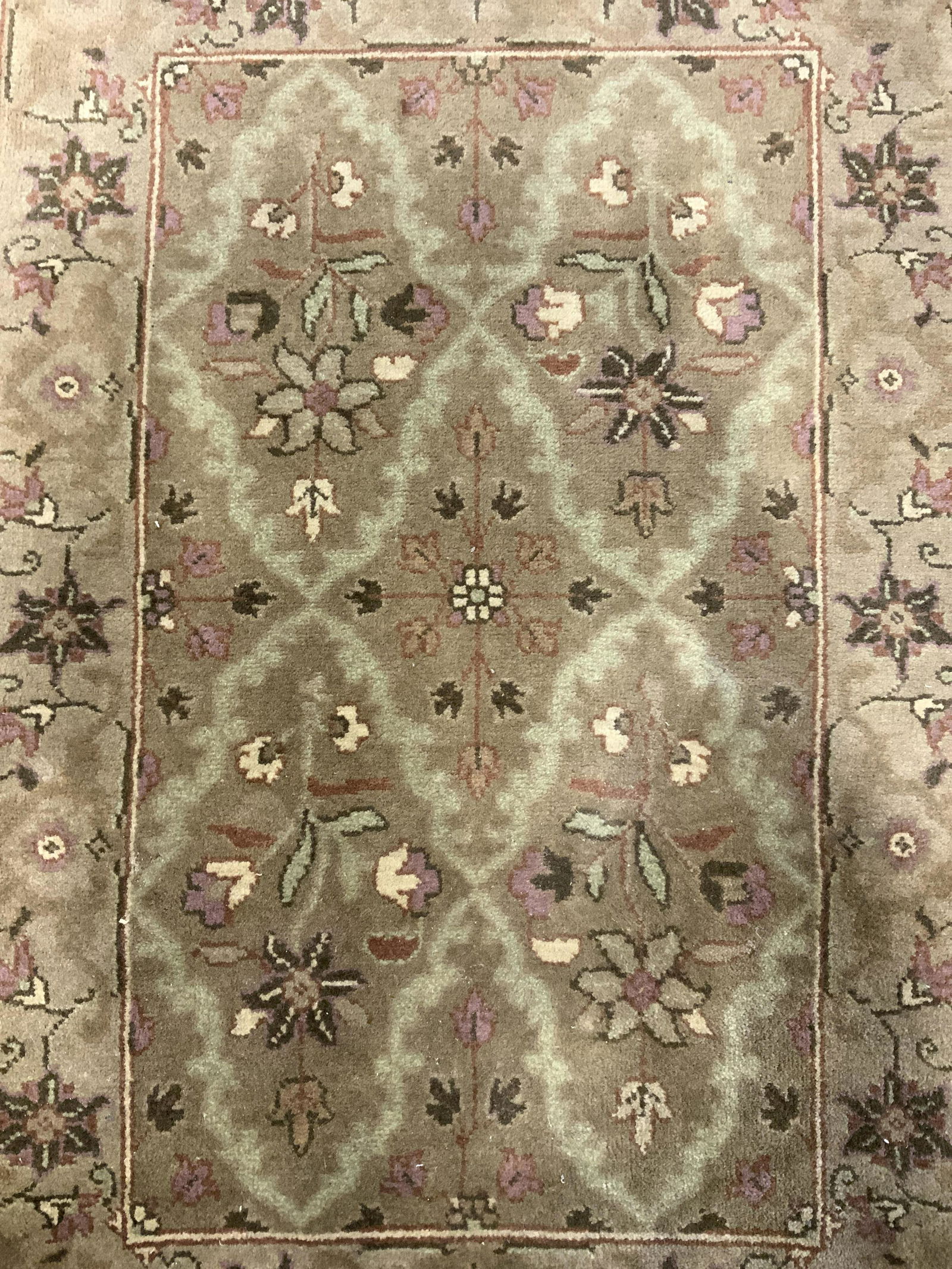 Vntg Handmade Wool Fringed Oriental Area Rug (1 of 7)