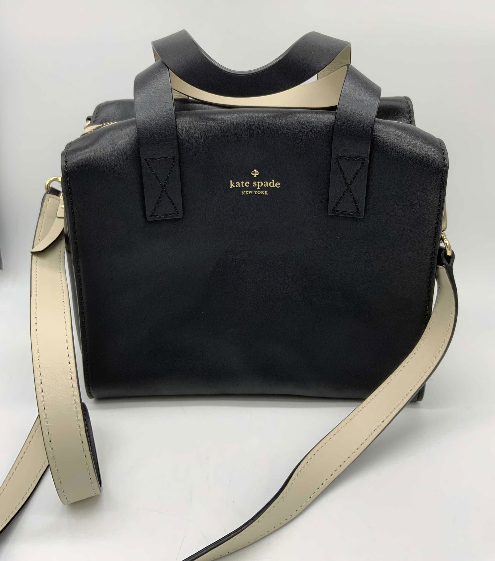 KATE SPADE Black & White Leather Satchel w Handles (1 of 9)