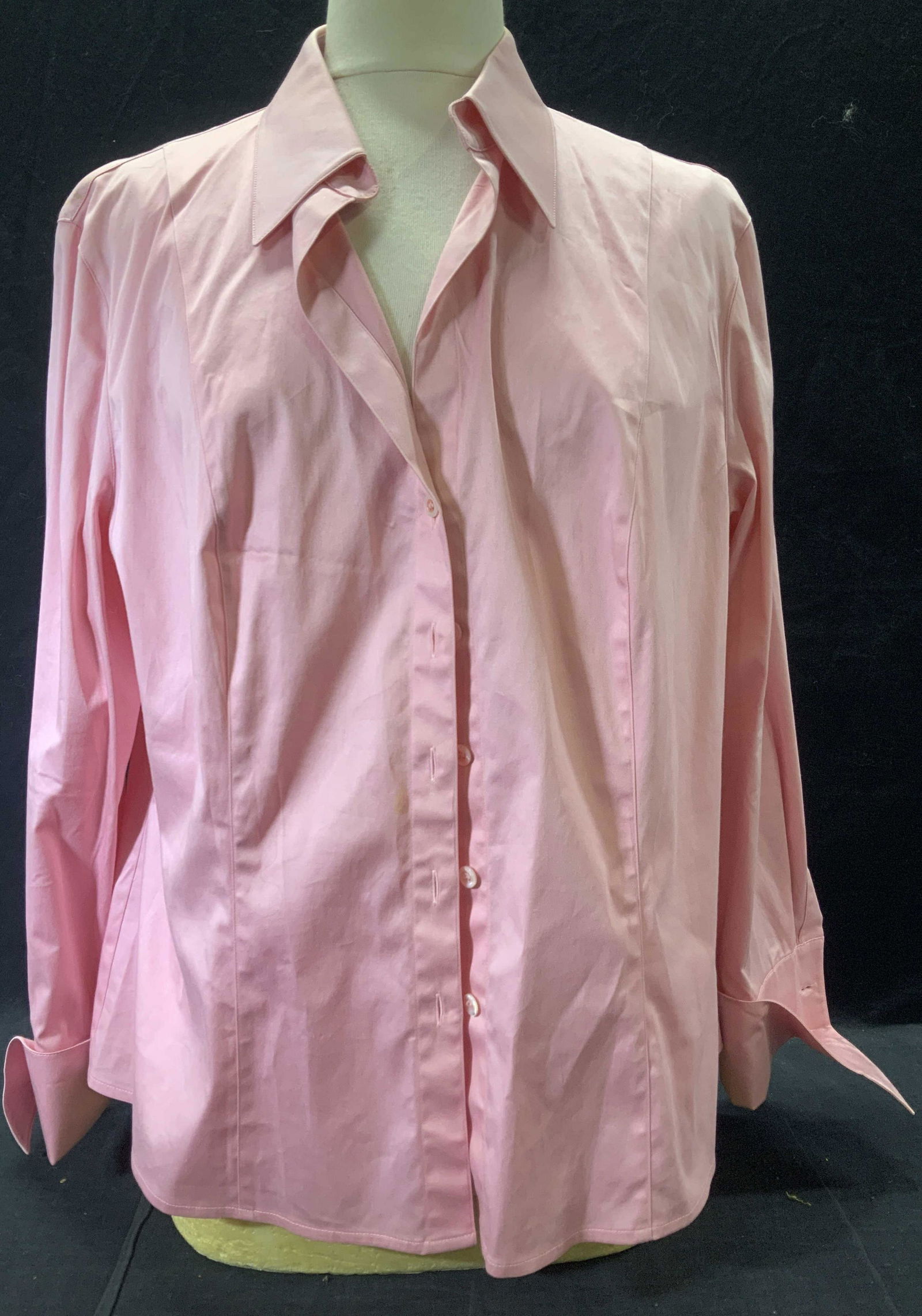 ESCADA Pink Cotton Button Down: Ladies Italian Size 46, long sleeve button down cotton shirt with elastic. Light blemish noted near shoulder and button. Property of Manhattan, NY Estate ESCADA Button Down, Pink Cotton Shirt, Vintage