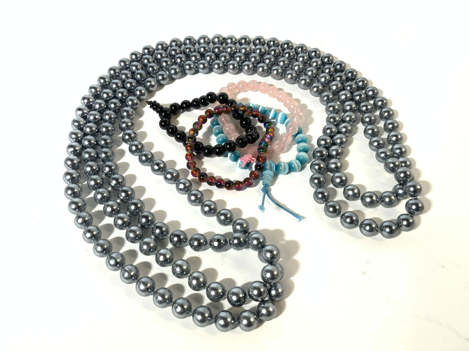 Group Lot 5 Beaded Glass Bracelets & Necklace (1 of 8)