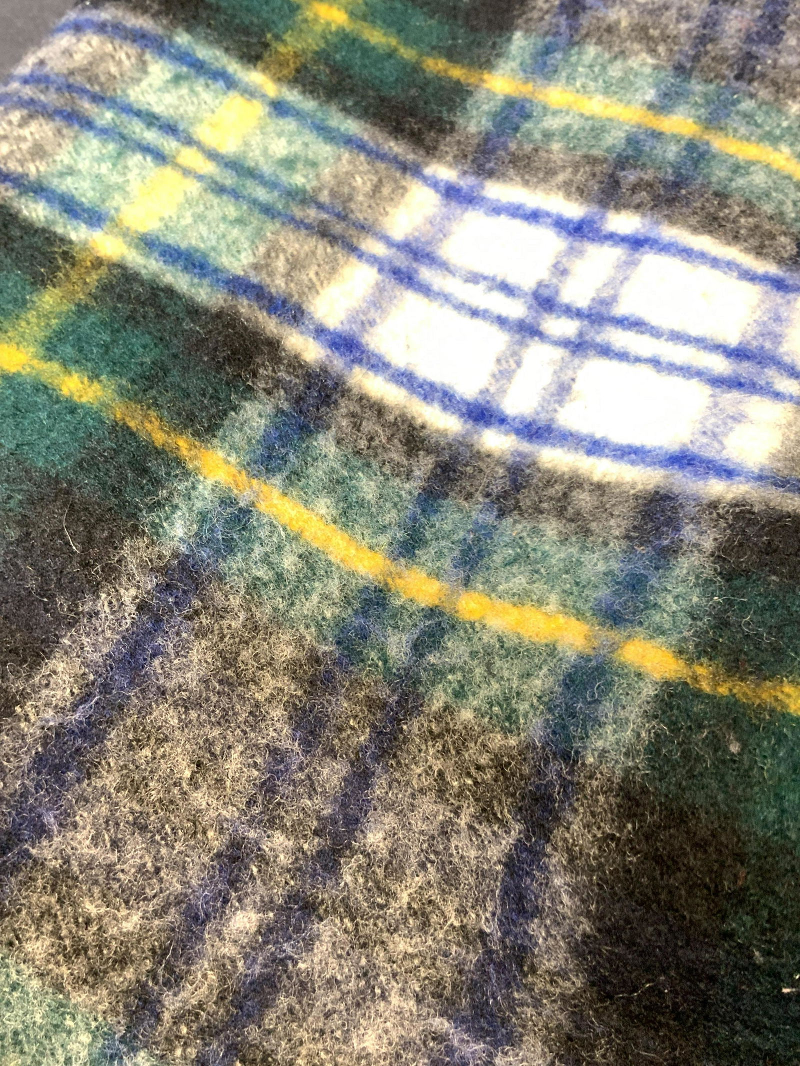 D Porthault Green Plaid Wool Lap Blanket (1 of 6)