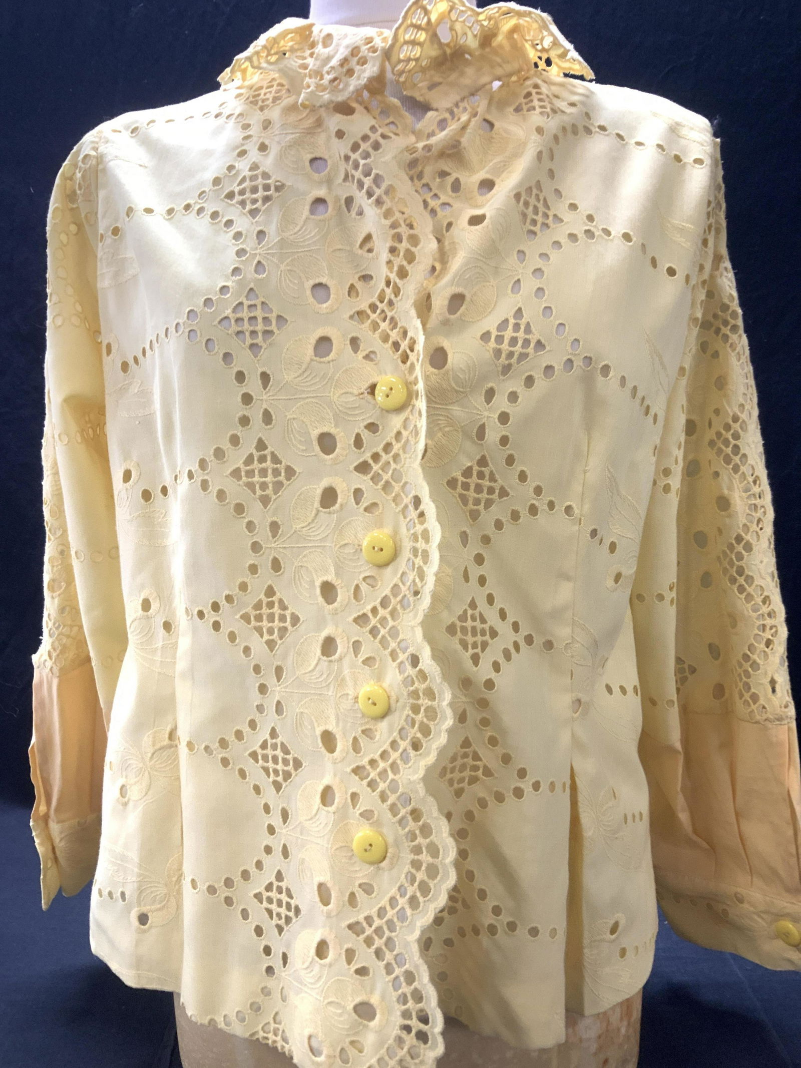 Vintage Yellow Cotton Percale Button Down (1 of 5)