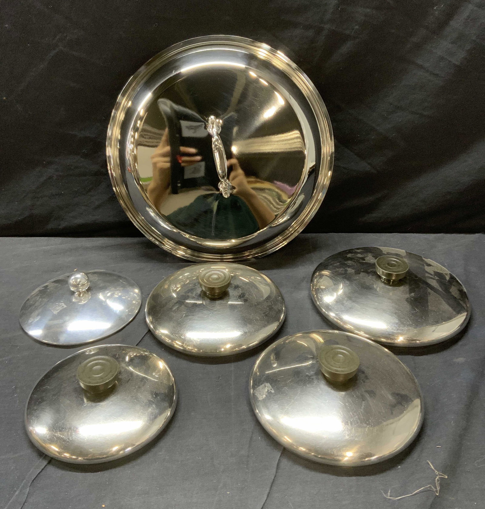 Lot 6 Stainless Steel Variety Lids: Lot 6 Stainless Steel Lids, largest measures 13 1/2 inches. Lids, stainless steel lids, kitchenware, cooking ware, pot lids, stainless lids, stainless cooking ware, stainless cooking ware, 5