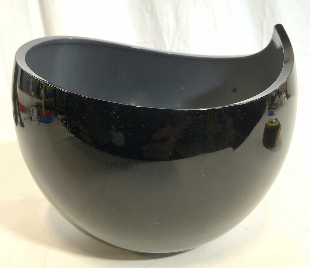 Black Art Glass Vessel, Tableware (1 of 7)