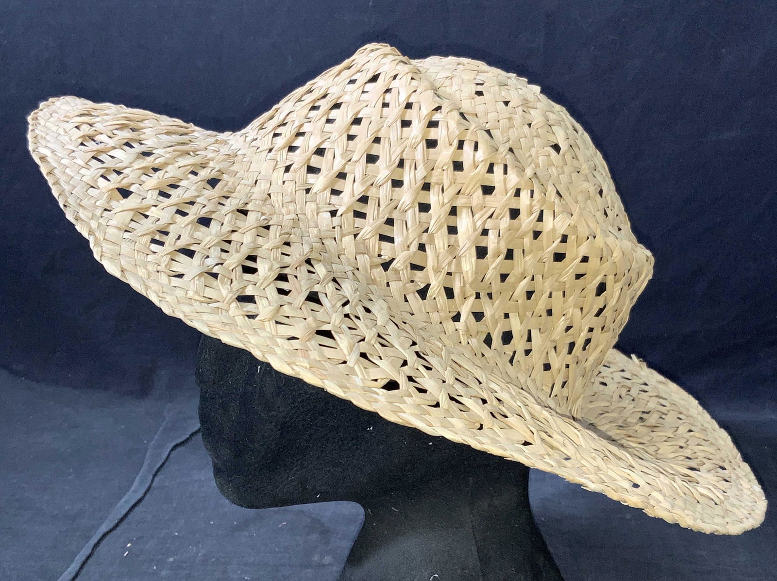 Woven Straw Sun Hat (1 of 6)