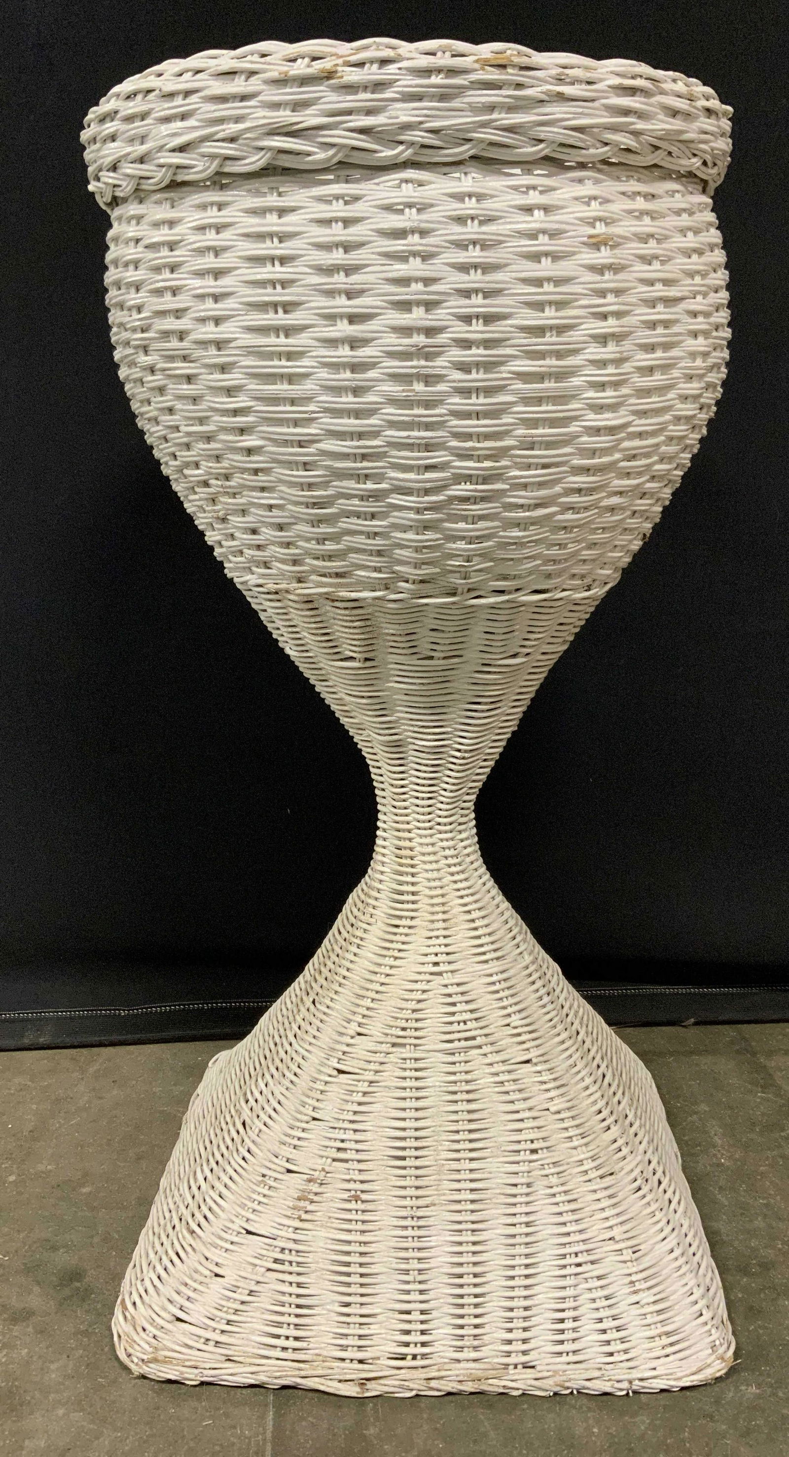 Woven Wicker Plant Stand (1 of 6)