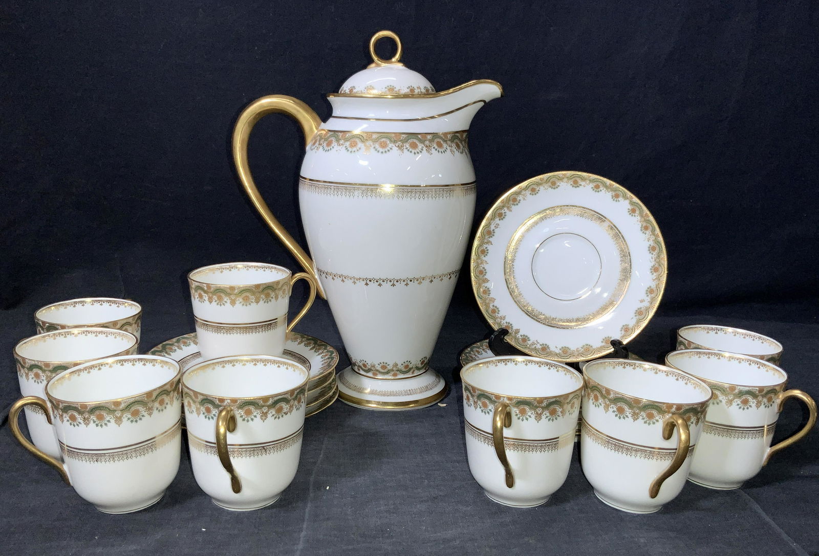 Elite Works 19 PCs Limoges France Tea Set (1 of 10)