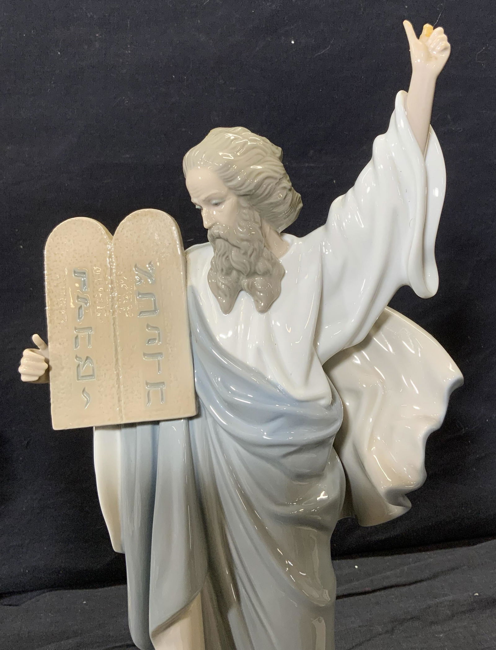 LLADRO Porcelain Moses & 10 Commandments Figural Barnebys
