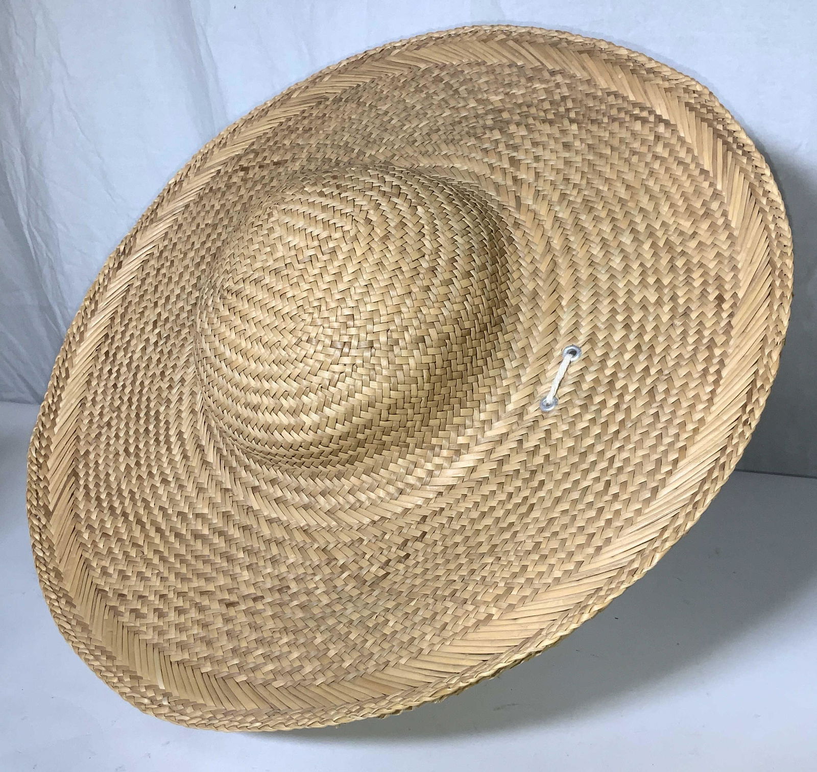 Natural Straw Wide Brim Gardening Hat (1 of 5)