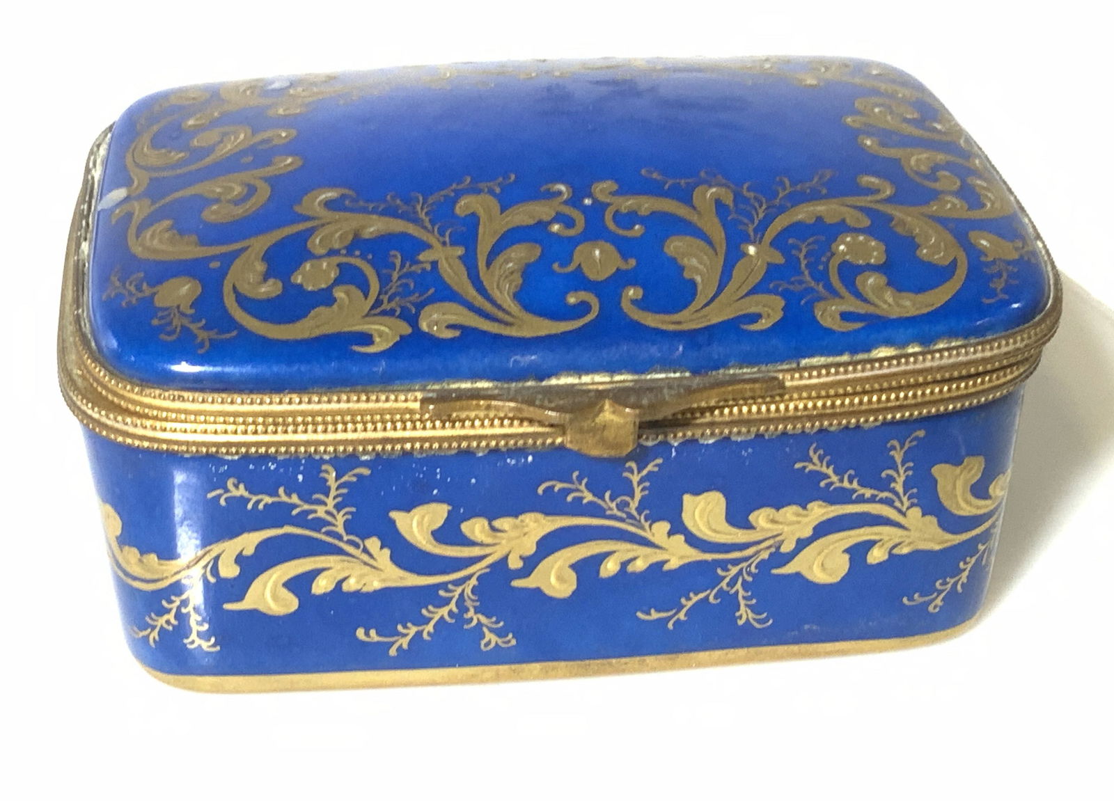 Signed Early French Porcelain Trinket Box, FR (1 of 7)