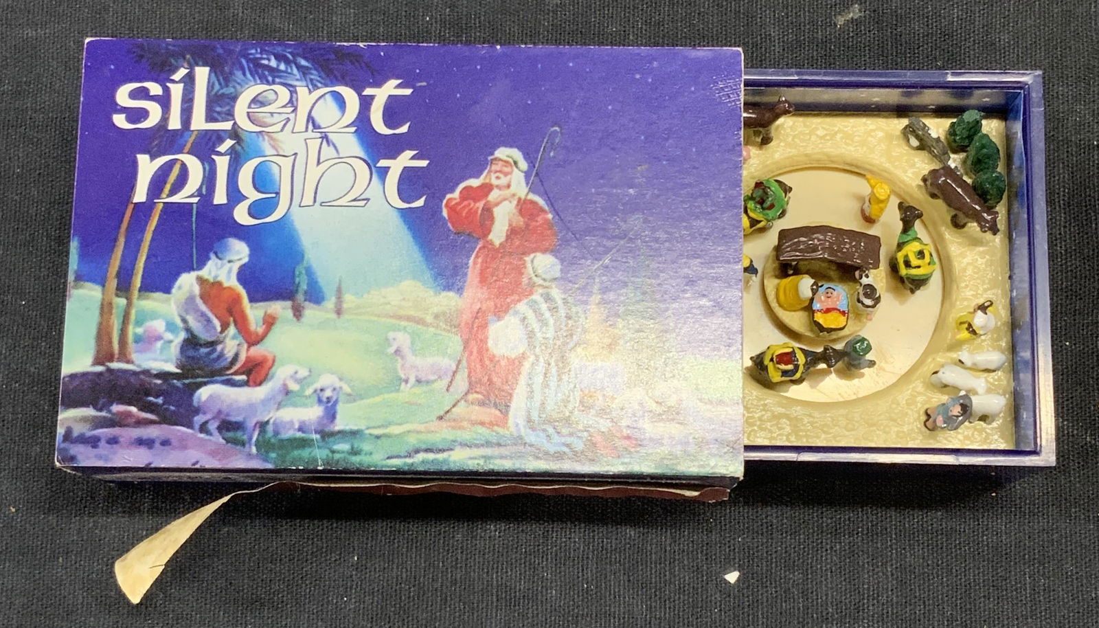 Small Silent Night Music Box (1 of 4)