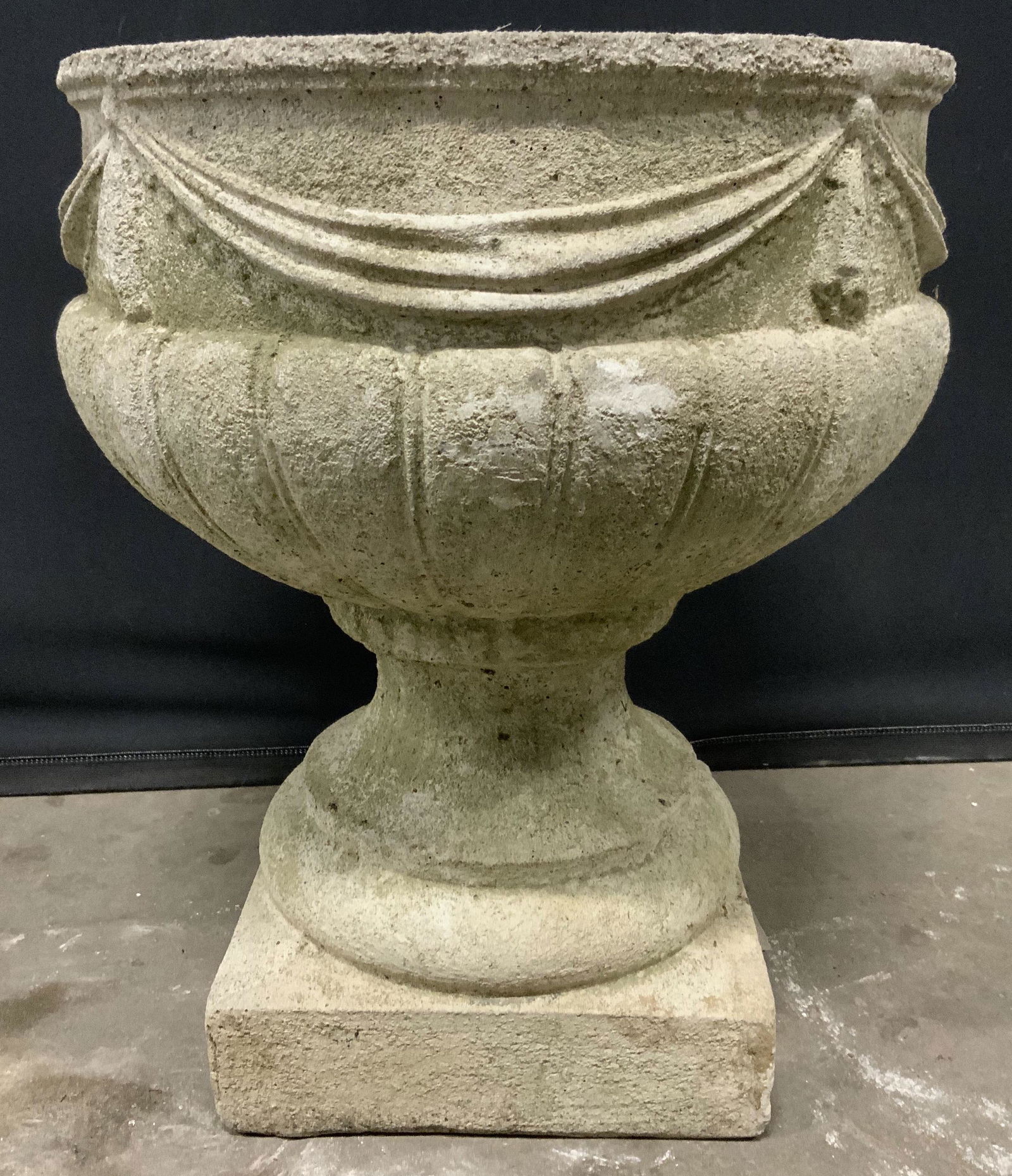 Cast Cement Planter (1 of 10)