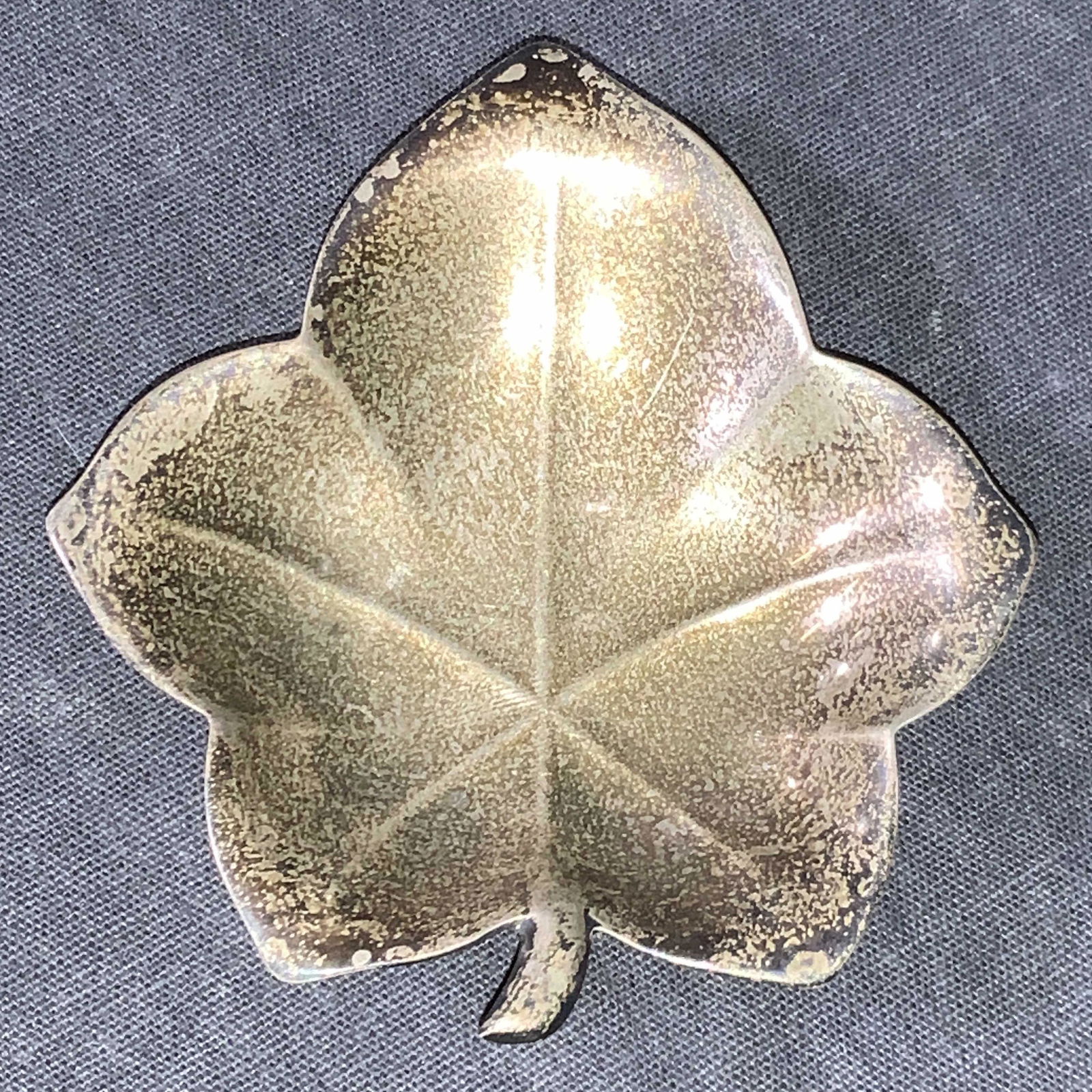 TIFFANY & CO. Sterling Clover Keepsake Dish (1 of 6)