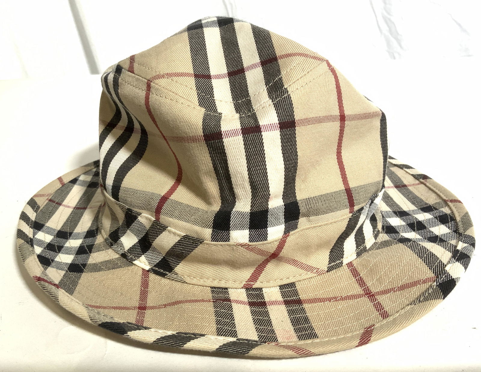 BURBERRY LONDON Plaid Hat (1 of 10)