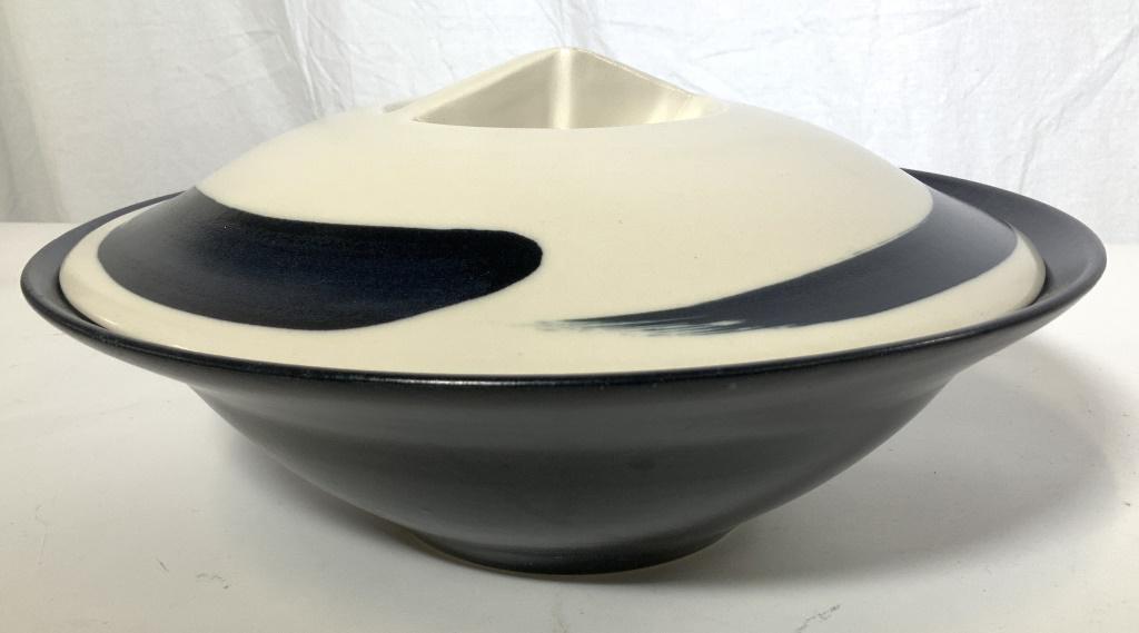 Ann Mallory California Covered Pottery Bowl (1 of 7)