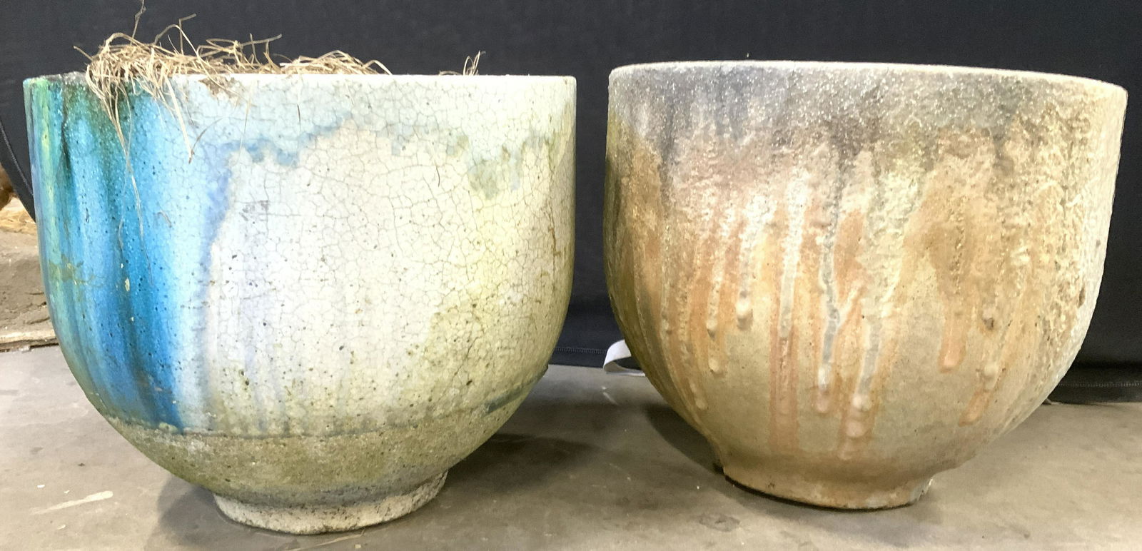 Pair Vintage Concrete Ceramic Planters (1 of 12)