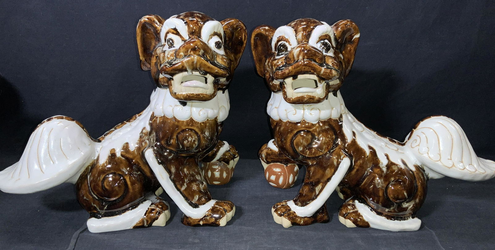 2 Hand Crafted & Painted Ceramic Asian Foo Dogs (1 of 8)