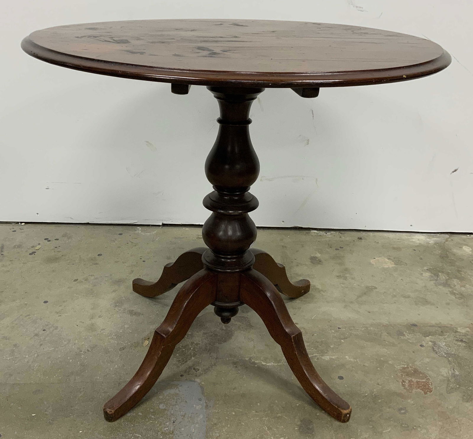 Antique Wooden Tilt Top Round Table (1 of 10)