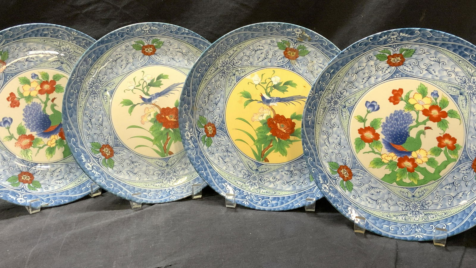 Set of 4 Hand Painted Imari Style Plates, Japan (1 of 9)