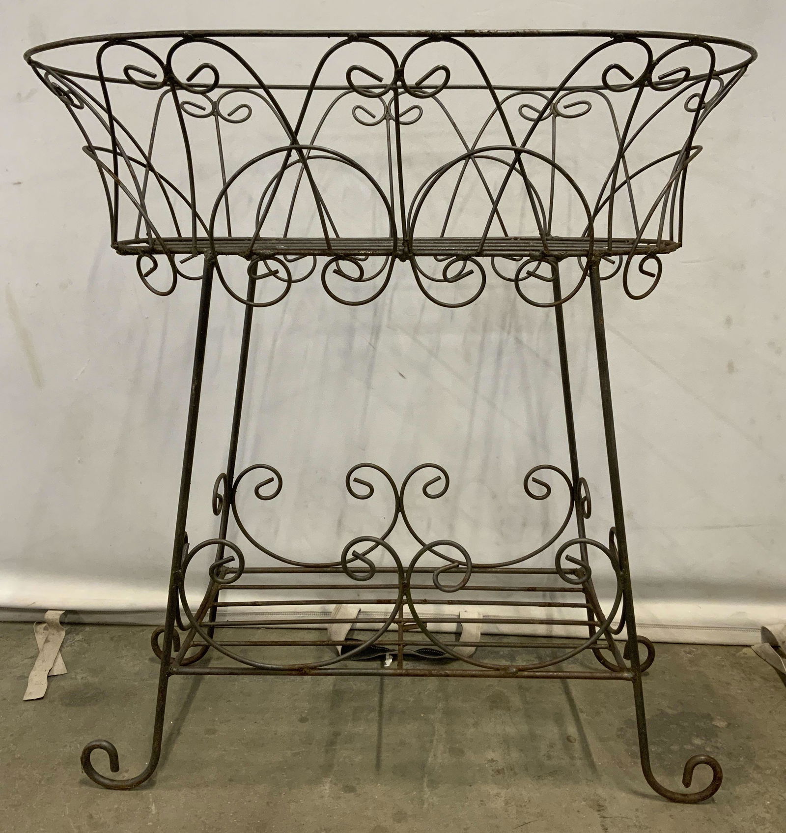 Victorian Scrolled Metal Plant Stand (1 of 10)