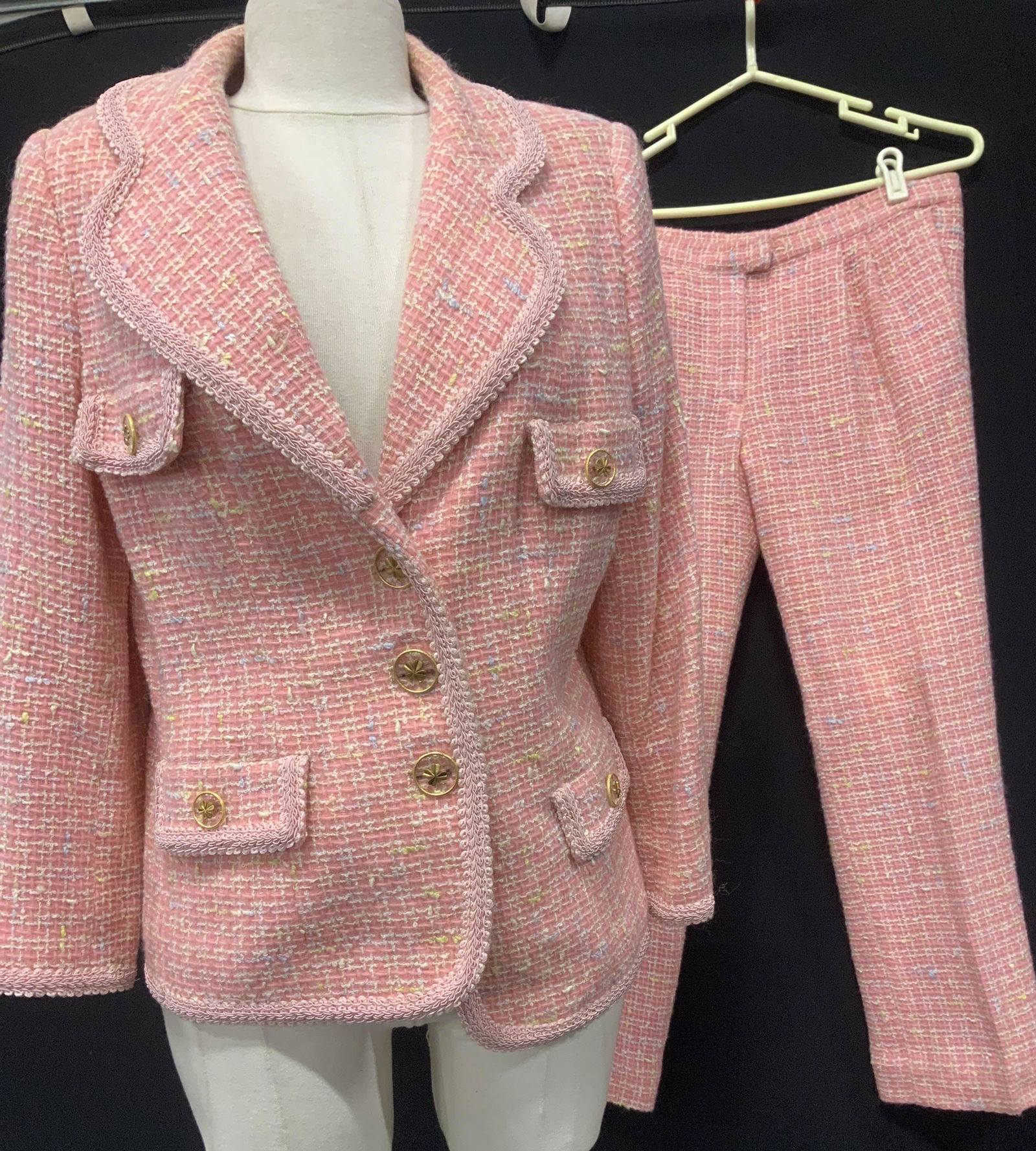 Custom Made Pink Vintage Wool Pants Suit (1 of 14)