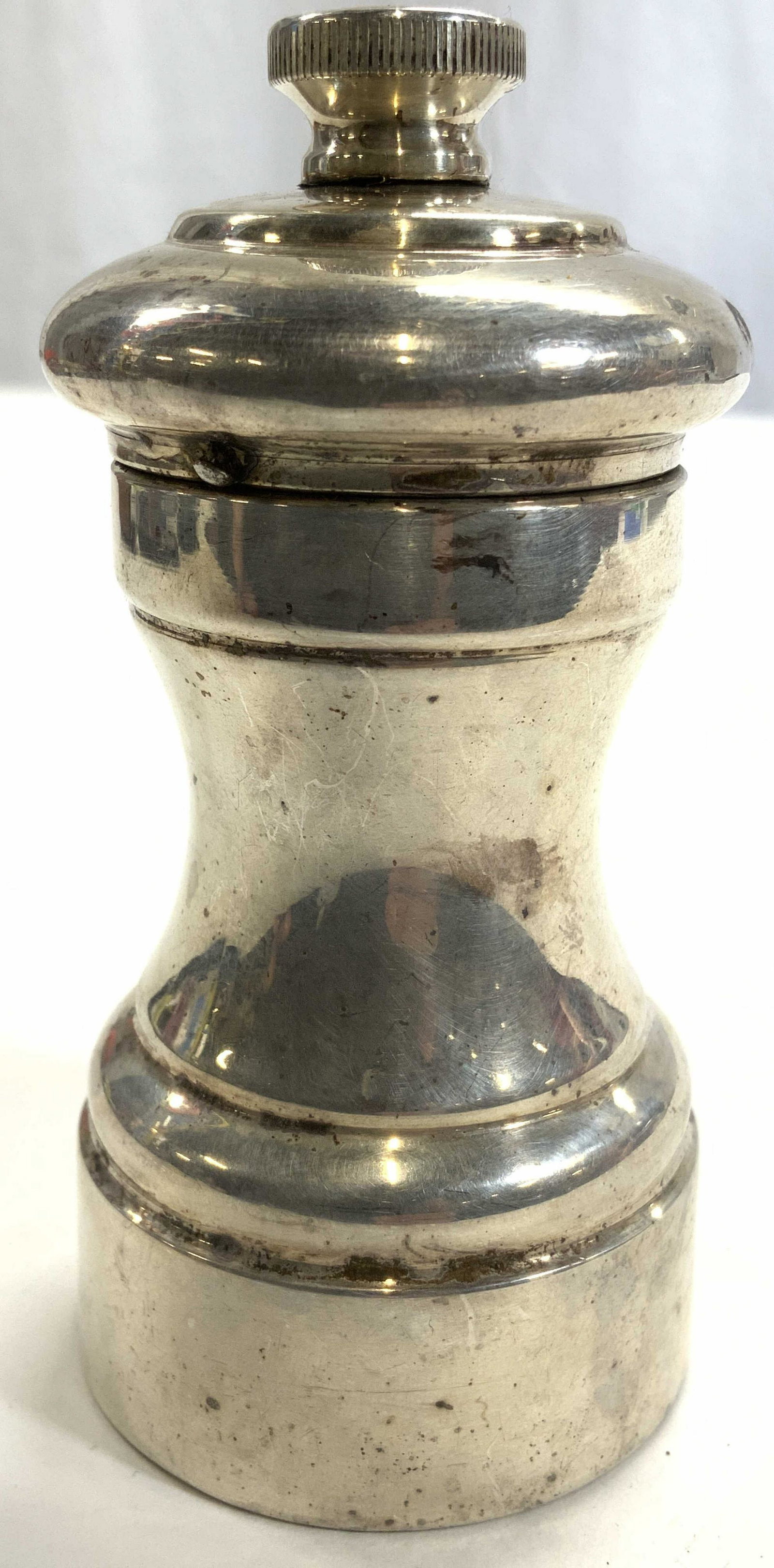 HM & SON Sterling Silver Peppermill (1 of 10)
