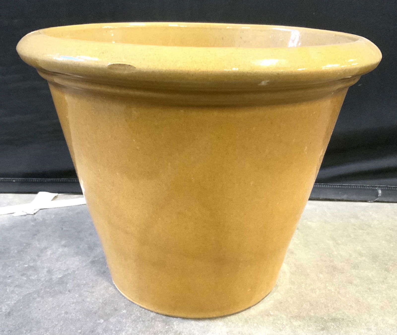 Vintage Ceramic Planter W Glazed Finished Exterior (1 of 7)