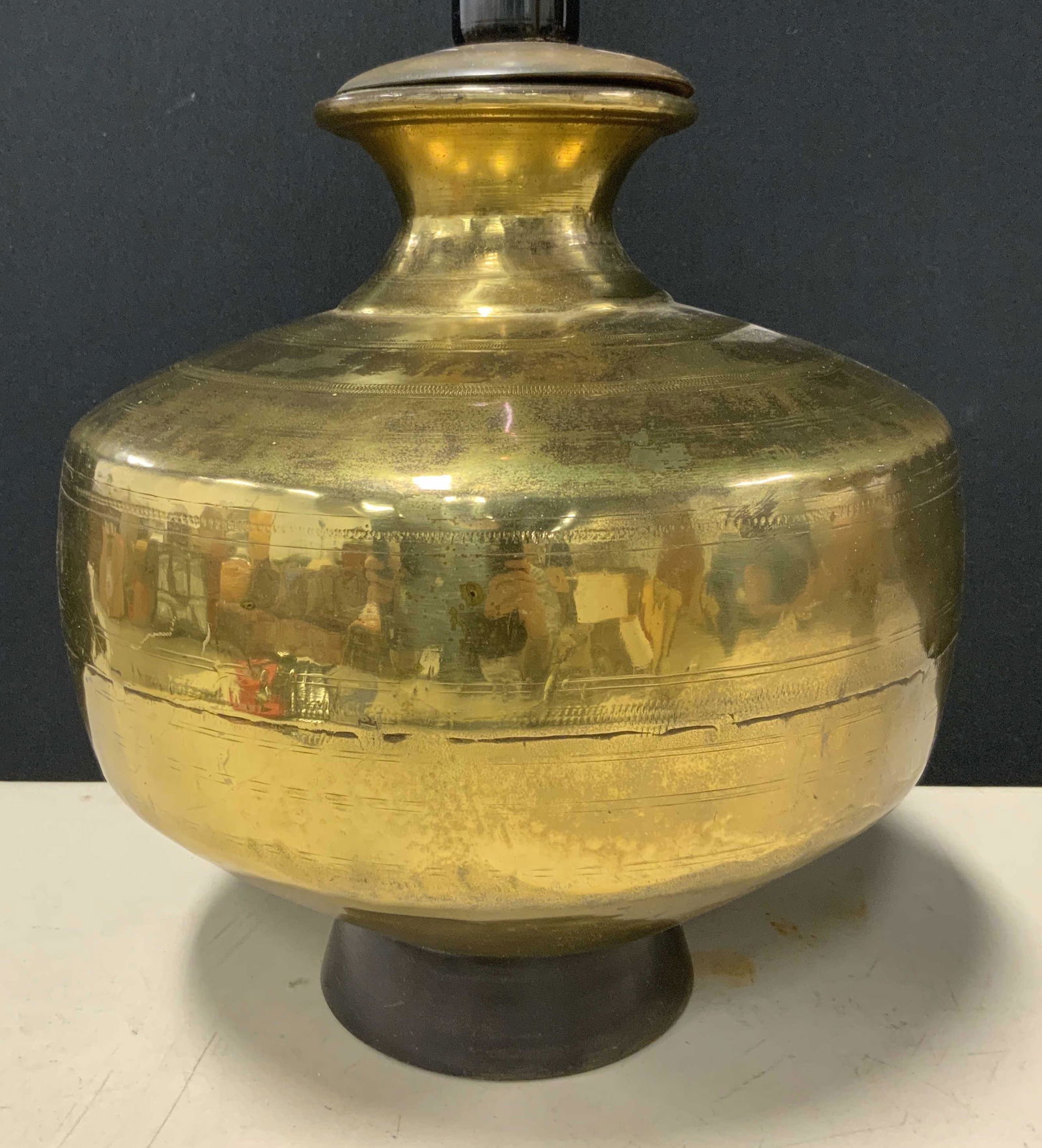 Vintage Brass Tabletop Lamp (1 of 8)