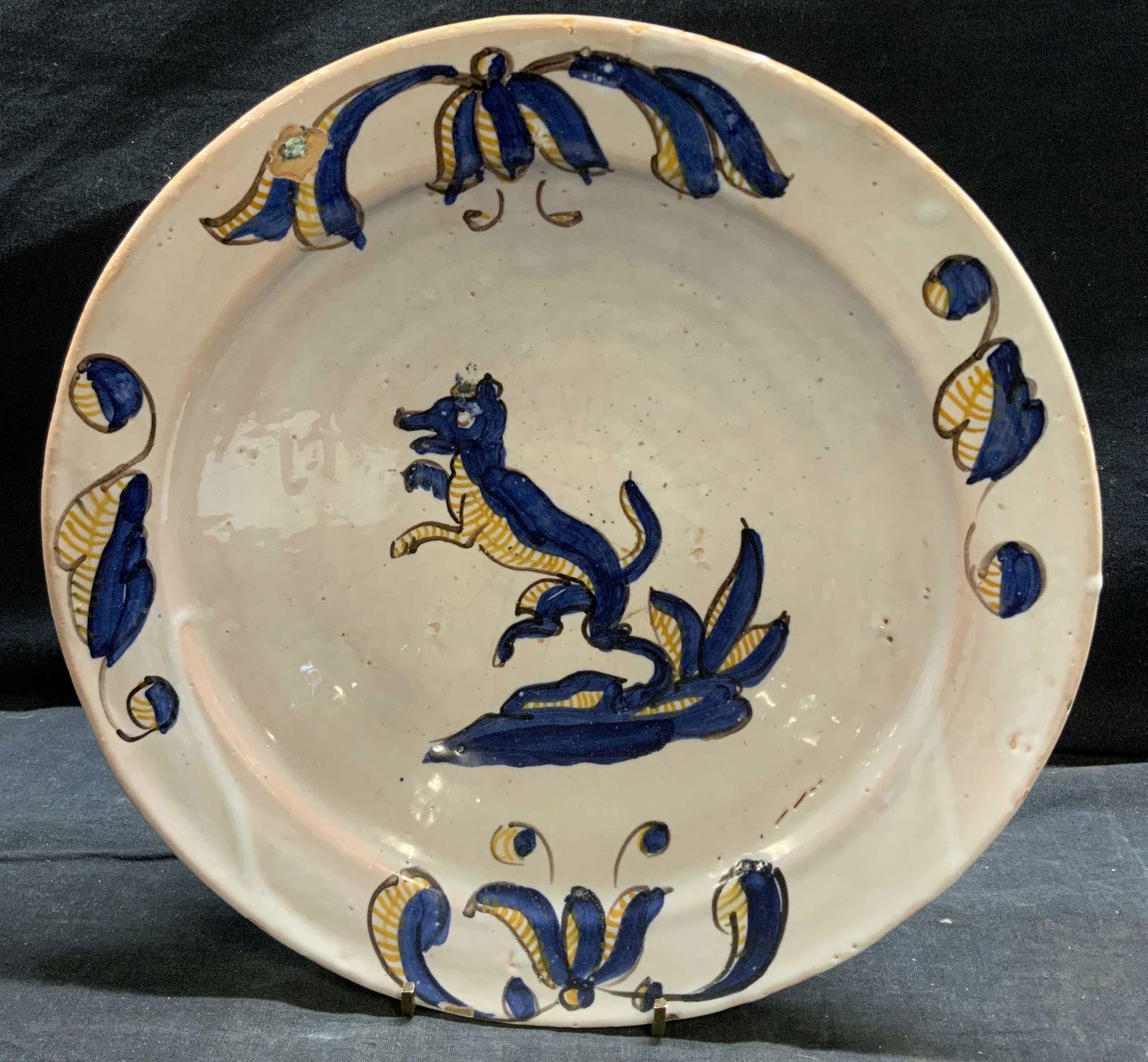 Ceramic Plate with Dog Motif (1 of 7)