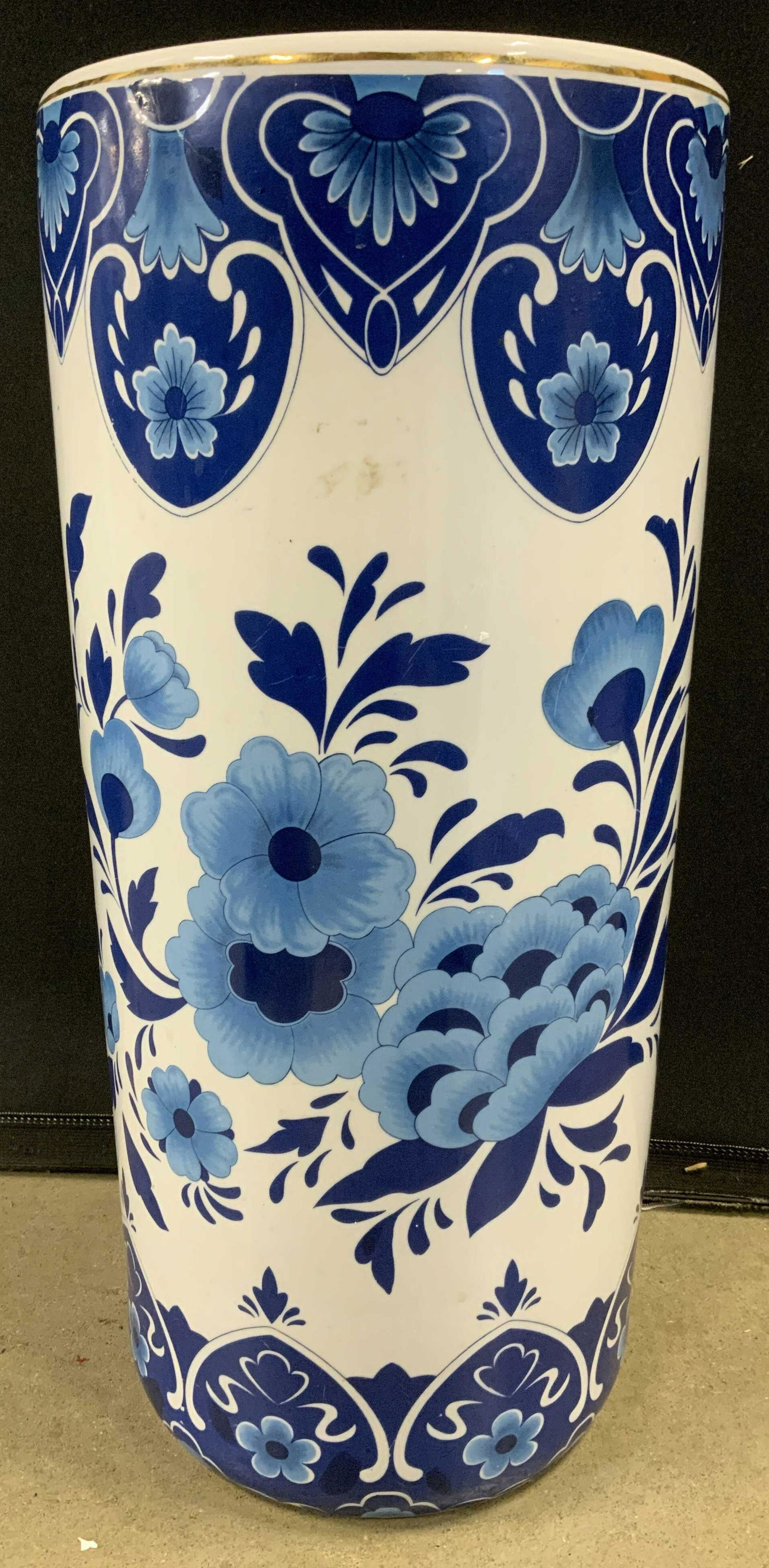 Blue Floral Ceramic Planter (1 of 6)