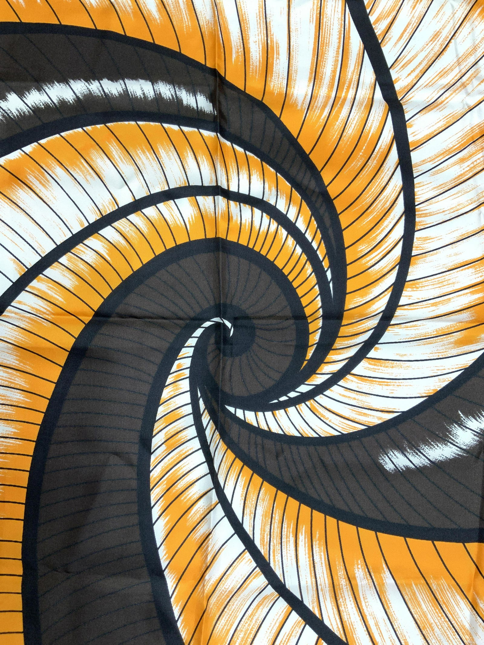 ROBERTA Di Camerino 100% Silk Scarf, Italy (1 of 8)