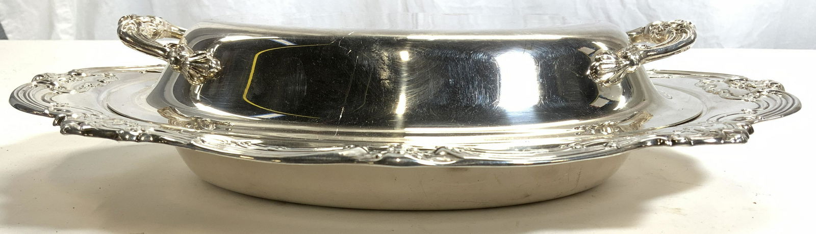 GORHAM Electro Plated Serving Dish W Lid (1 of 8)