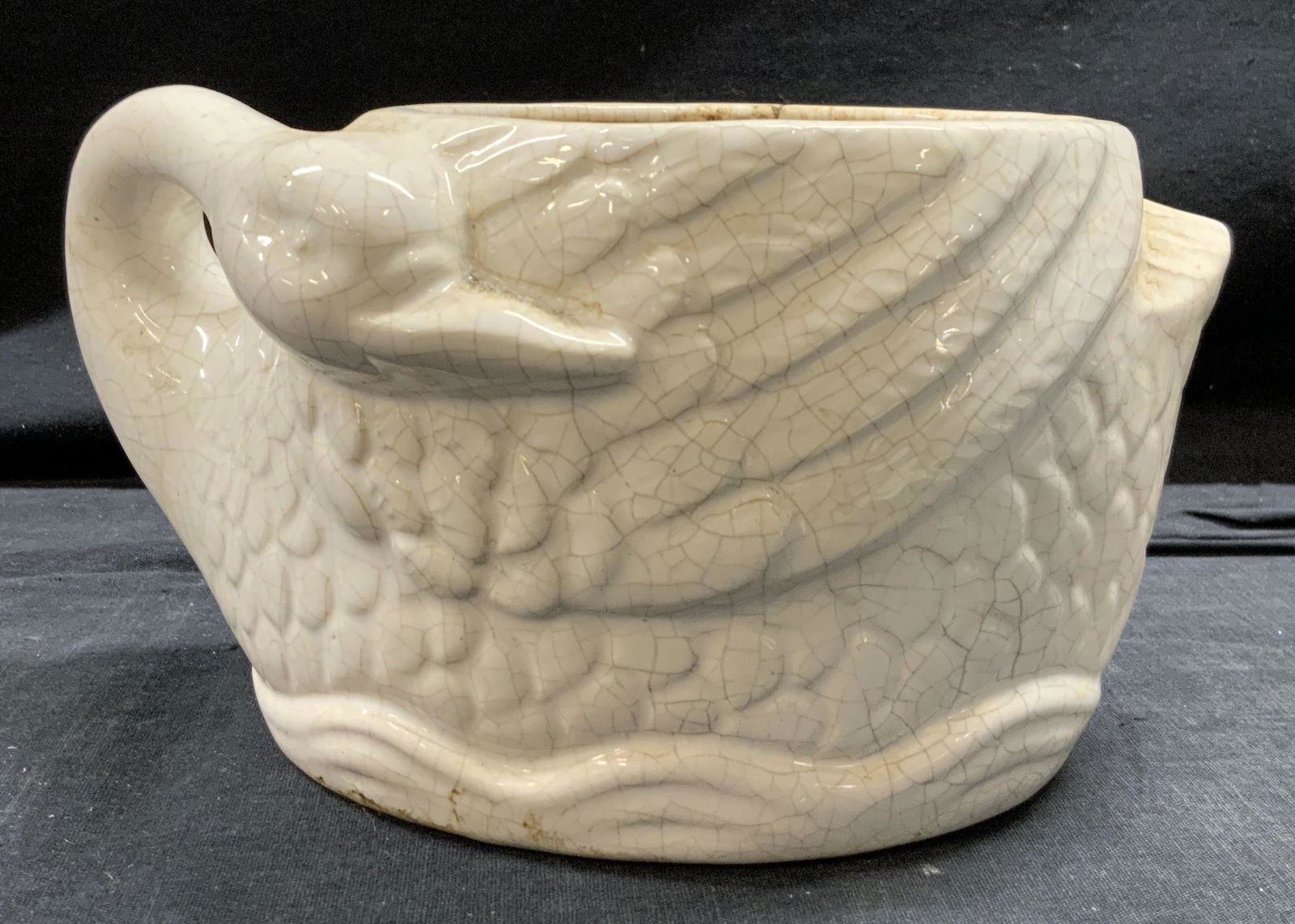 Ceramic Swan Motif Pot Planter (1 of 5)