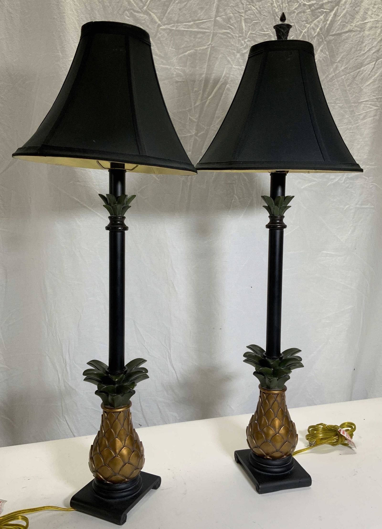 Vintage Pineapple Motif Side Lamps (1 of 7)