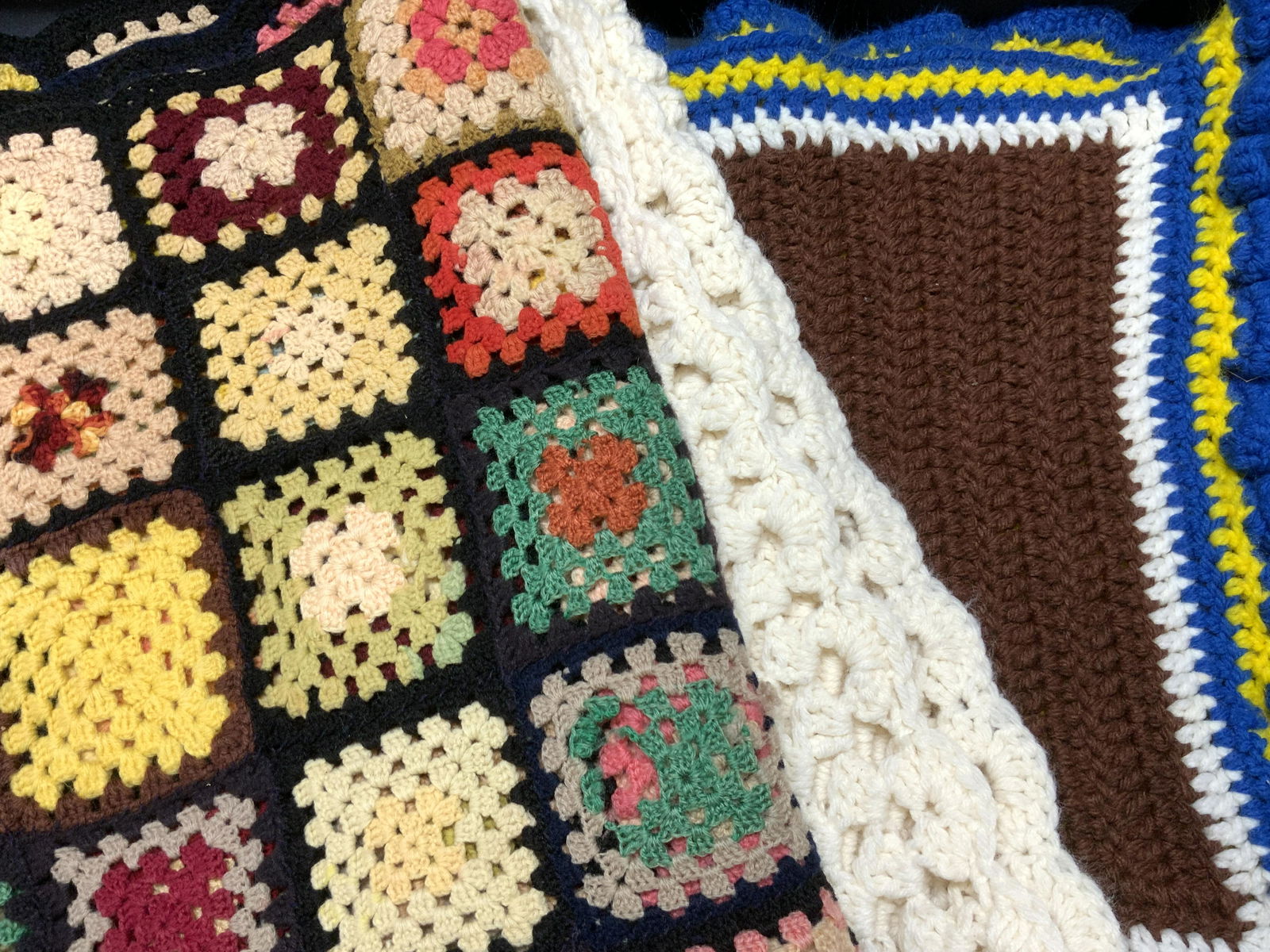 Lot of 3 Handmade Vintage Crochet Items (1 of 7)