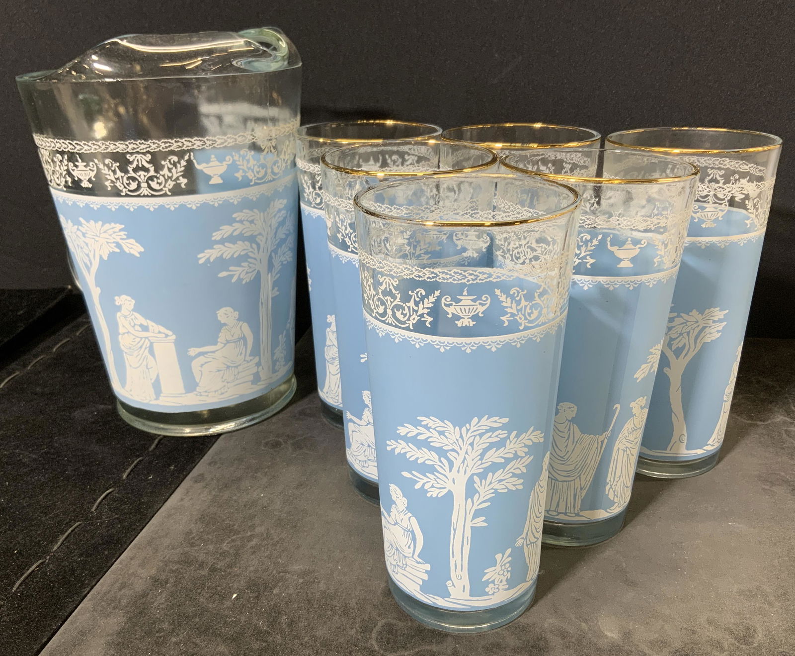 JEANETTE Ware Group Lot 7 Serving Accessories (1 of 10)