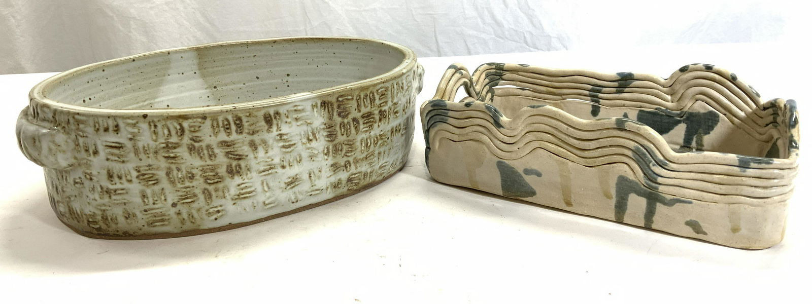Lot 2 Hand Crafted Ceramic Vessels Dishes (1 of 9)